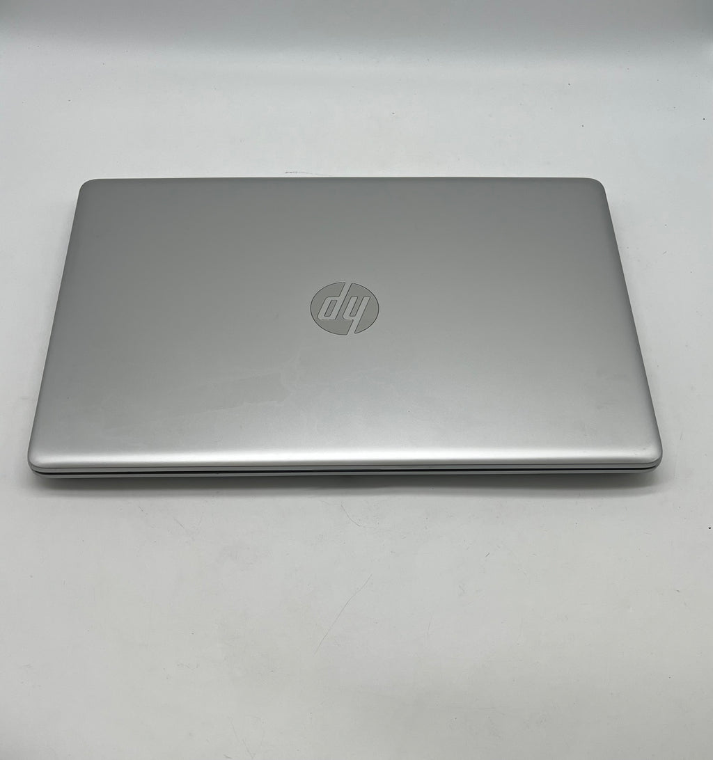 HP 15-DB0011DX AMD Ryzen 5 2500 U 8GB RAM 128GB SSD - Used