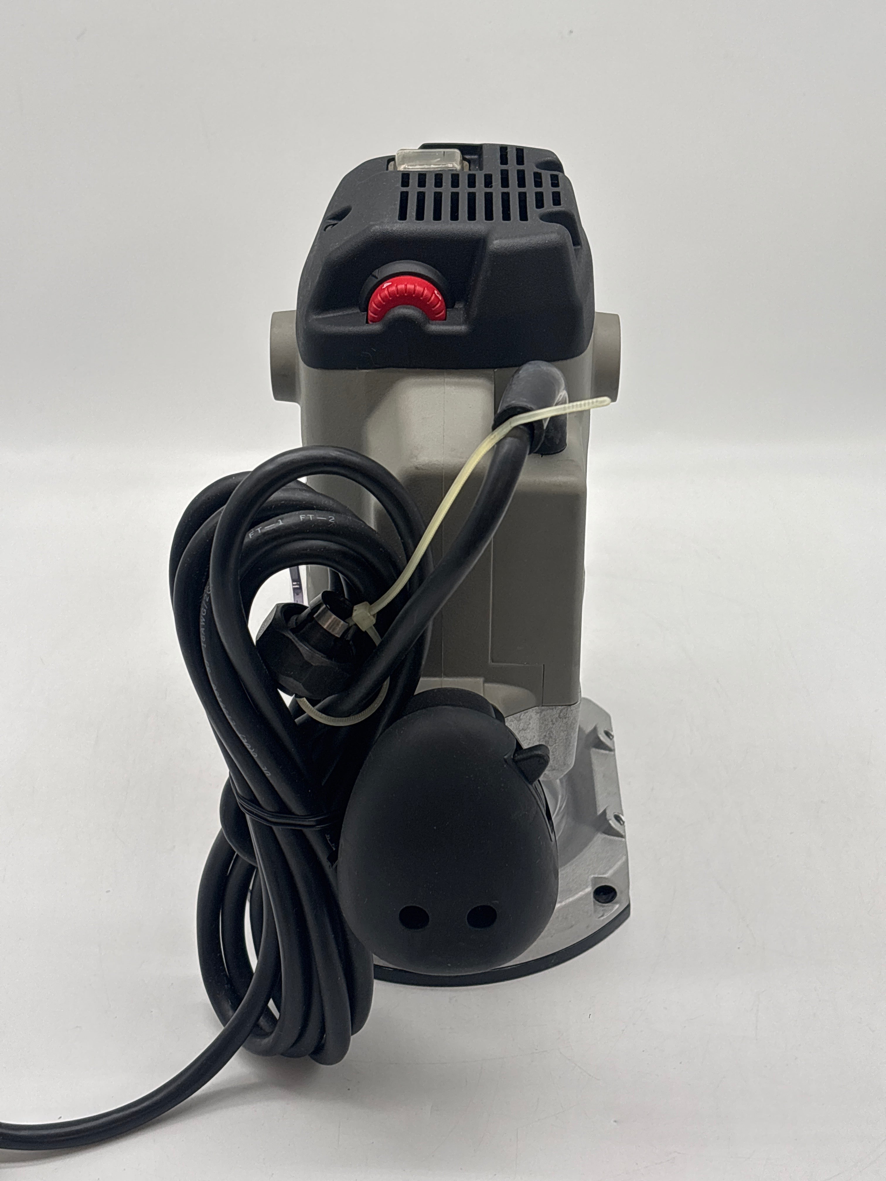 PORTER-CABLE 7529 2 HP Corded Electric Router 110V - Used With Box