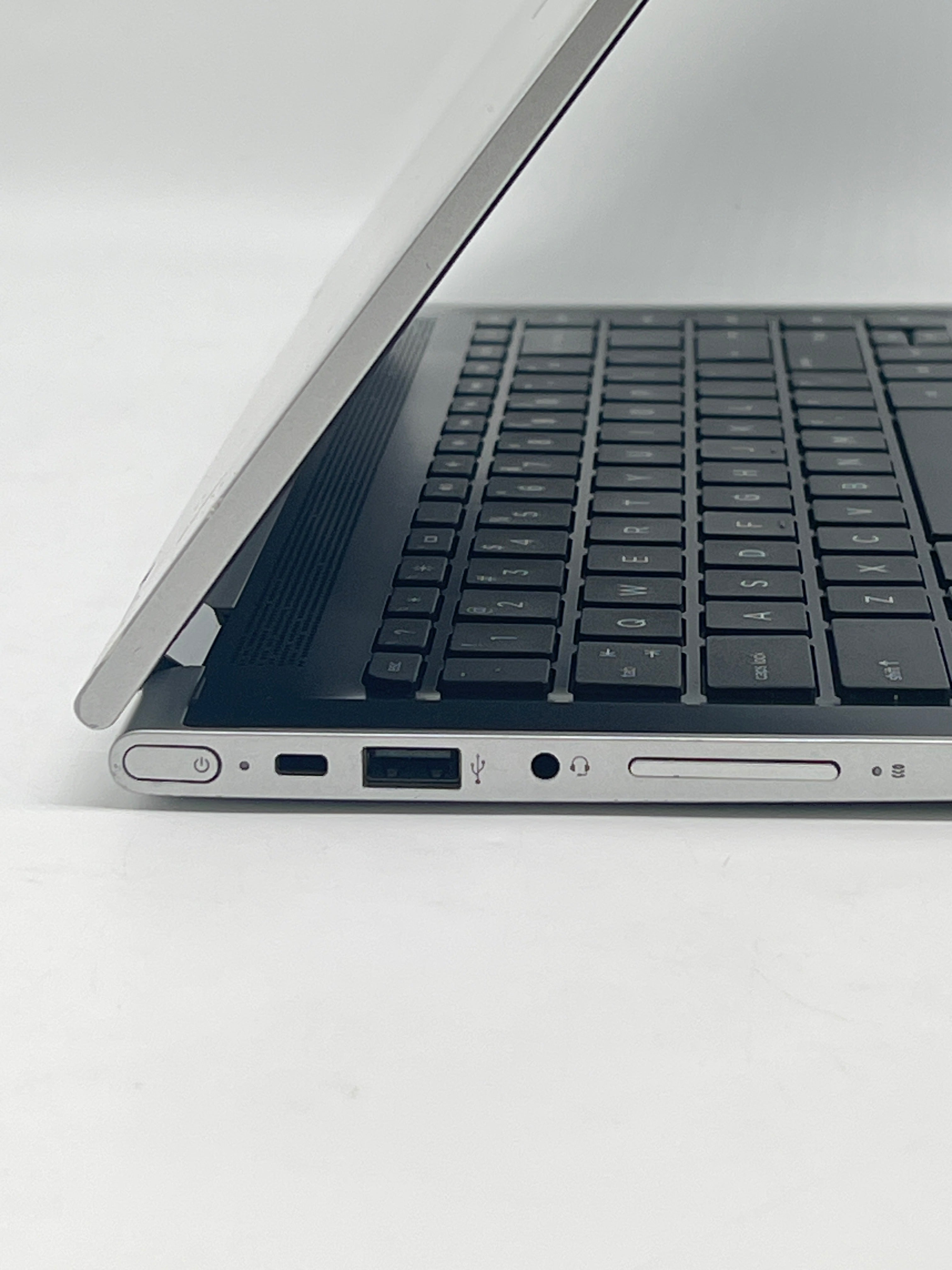 HP Pavilion x360 m3-u001dx i3-6100U 4GB RAM 500GB HDD - For Parts (Read)