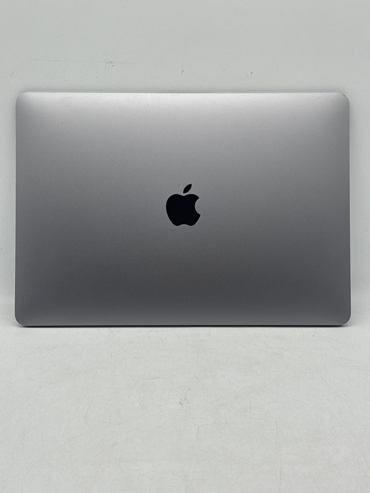 Apple MacBook Air 13in 2020 A2337 M1 8GB RAM 256GB SSD silver - Used
