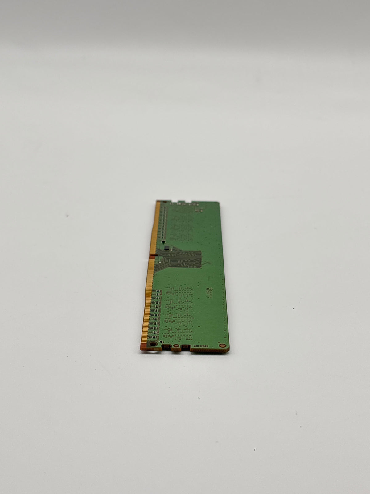 Micron Desktop RAM PC4-2666V-UA2-11 DDR4 8GB - Used