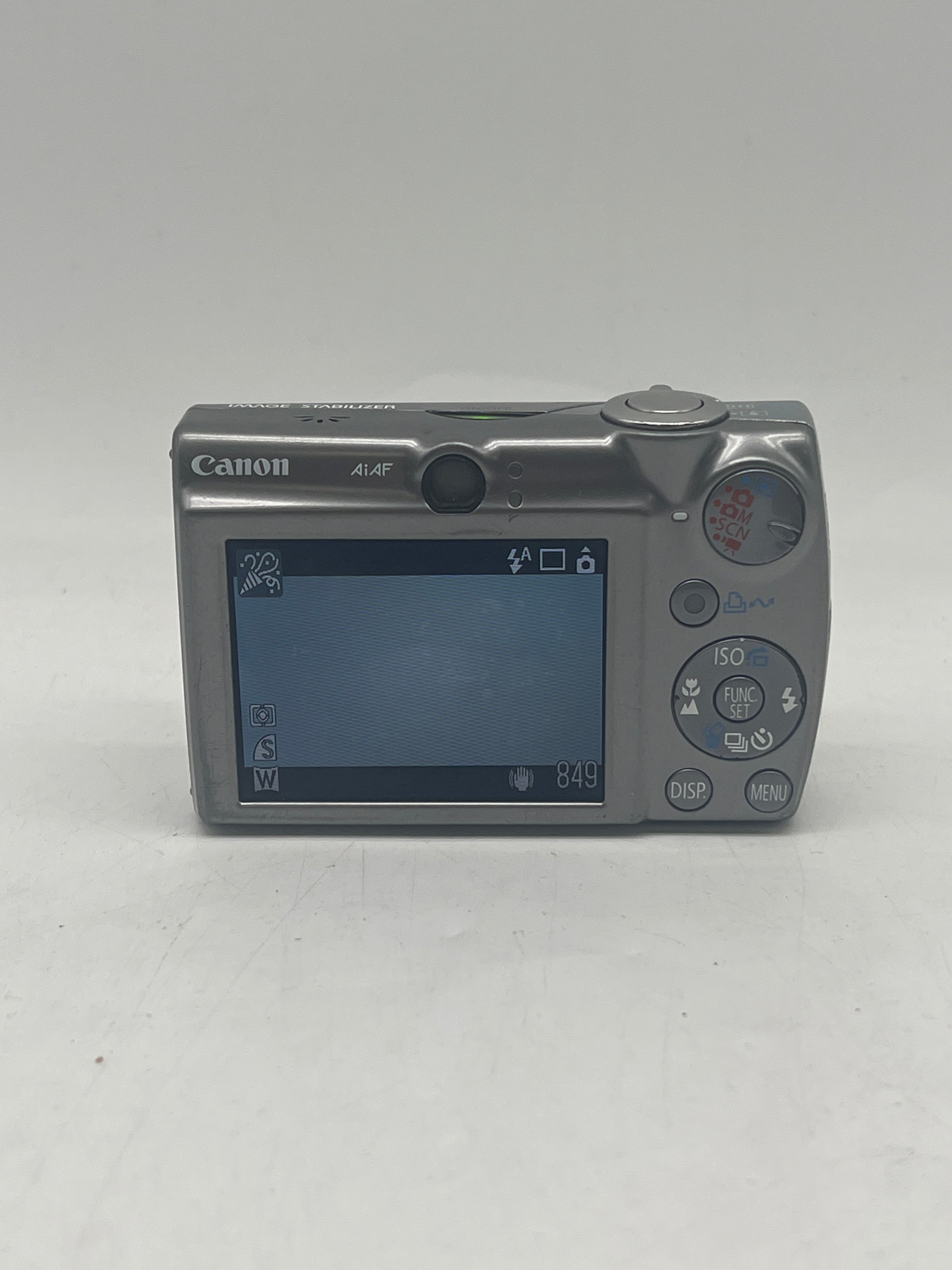 Canon PowerShot SD880 IS 10MP Compact Digital Camera Silver - Used