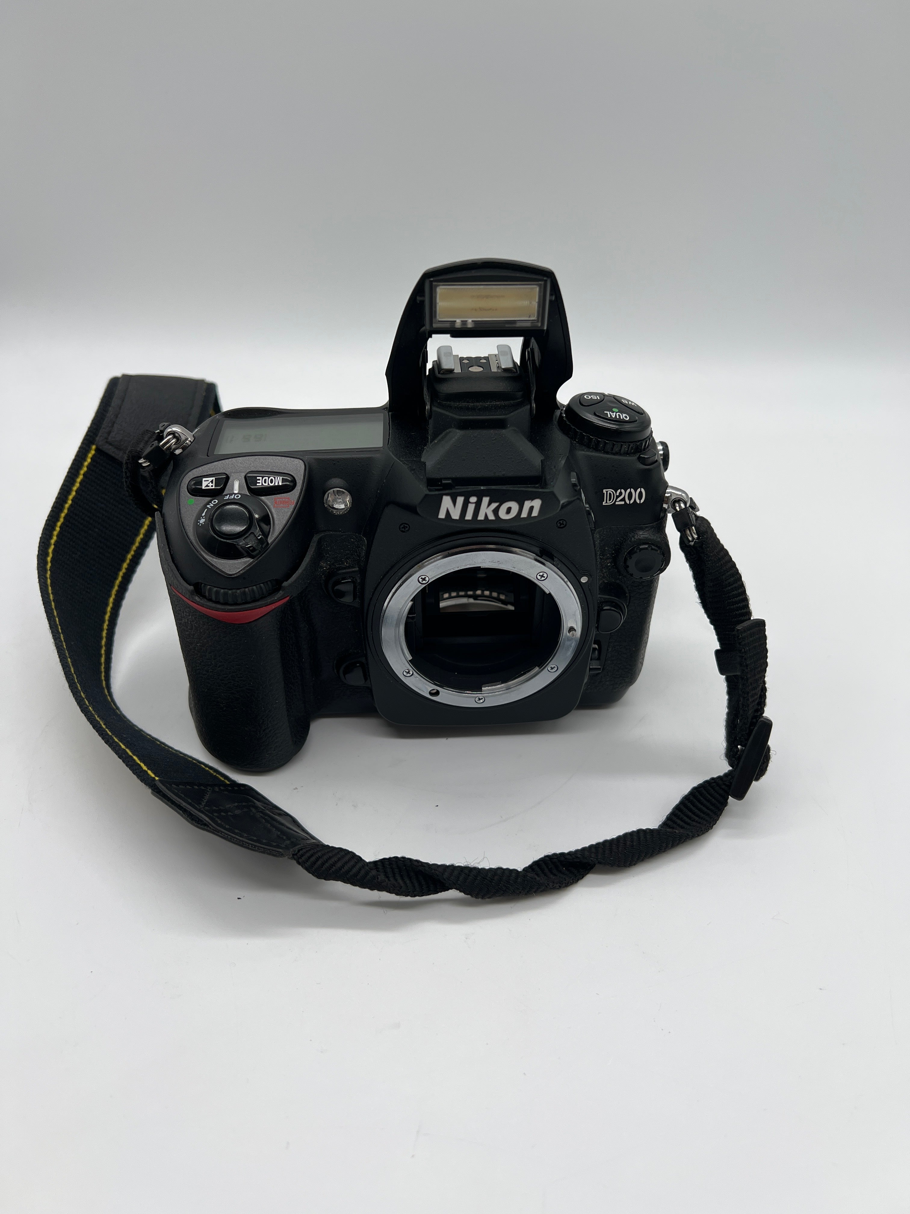 Nikon D200 Digital Camera Body (Shutter Count 64,217)