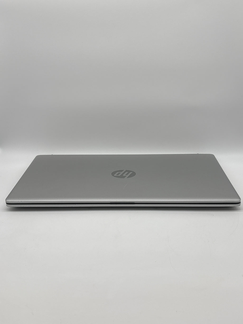 HP 17-cn2083dx i3 8GB RAM 128GB SSD Silver Laptop For Parts (No Power)