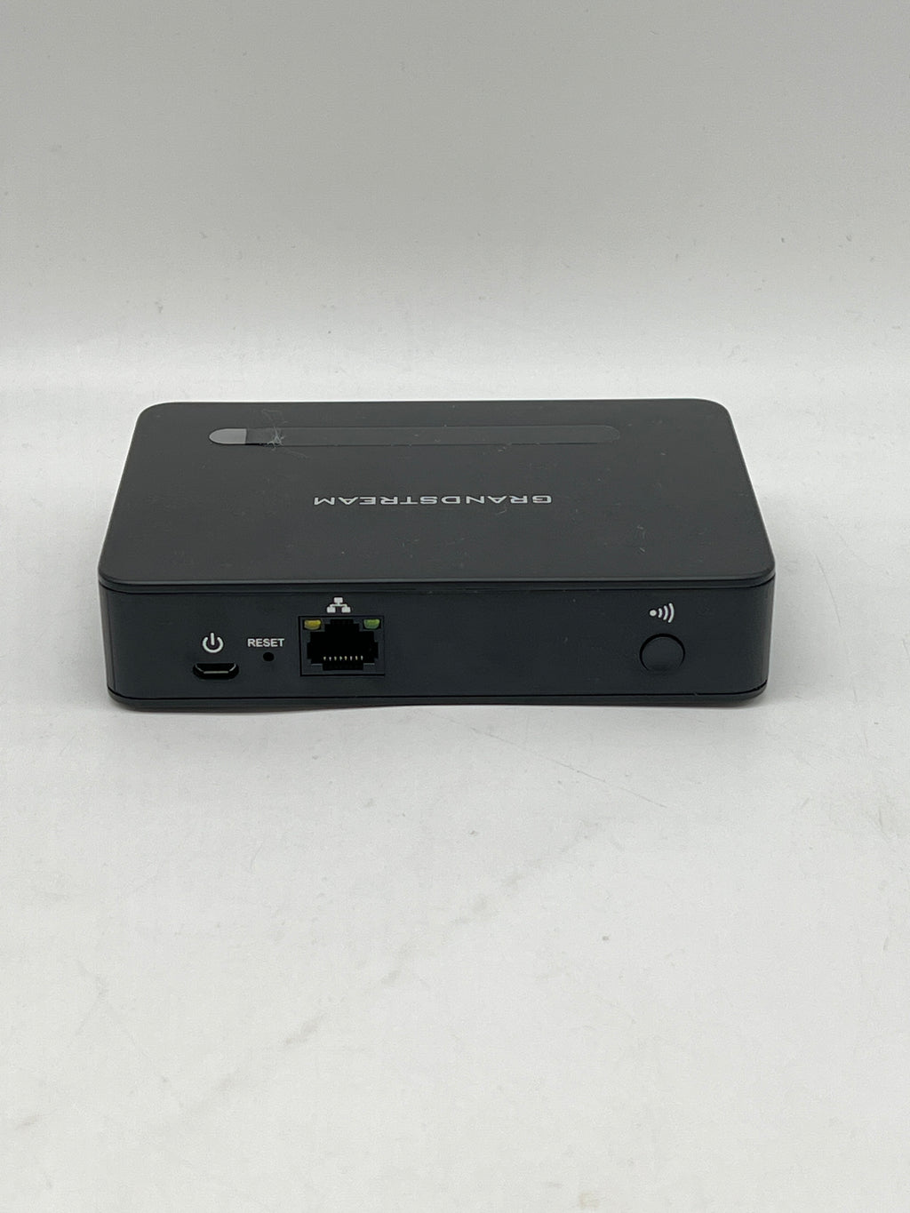 Grandstream DP750 System Bundle w/ 5 Cordless Handsets & 4 Base Stations - Used