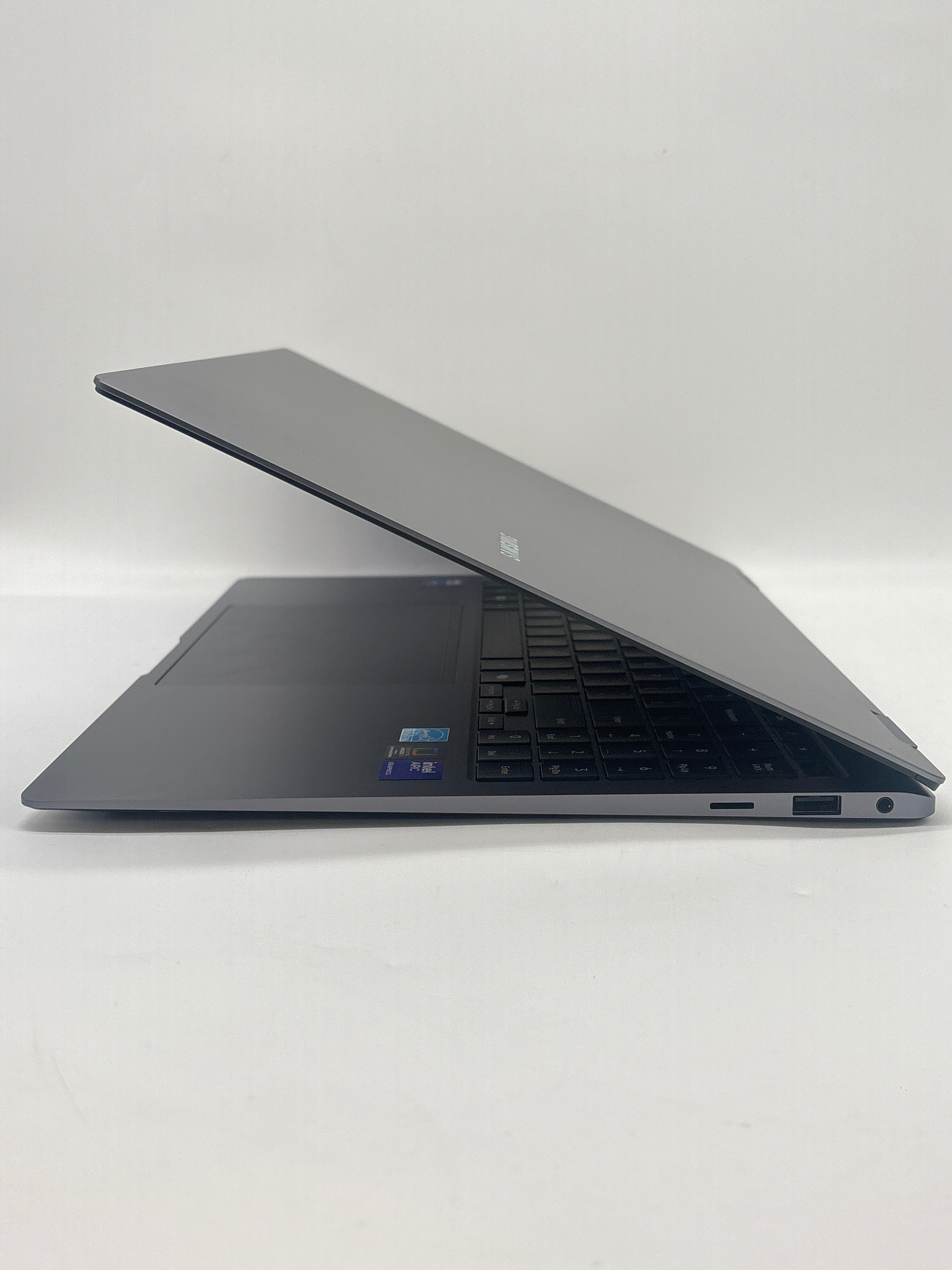 Samsung Galaxy Book5 Pro 360 16" Core Ultra 7 258V 32GB RAM 1TB SSD - Used