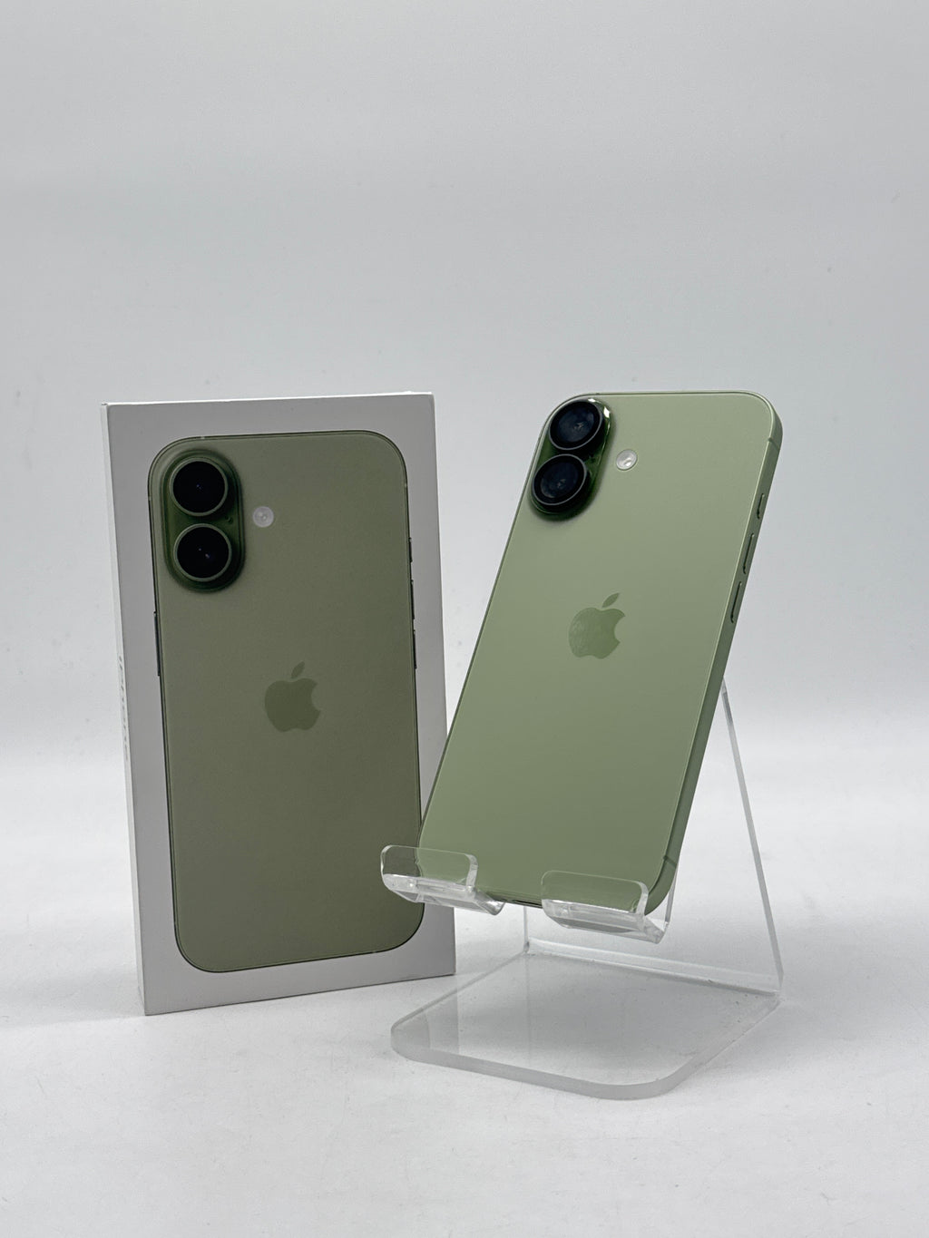 Apple iPhone 17 256GB Sage Unlocked Smartphone