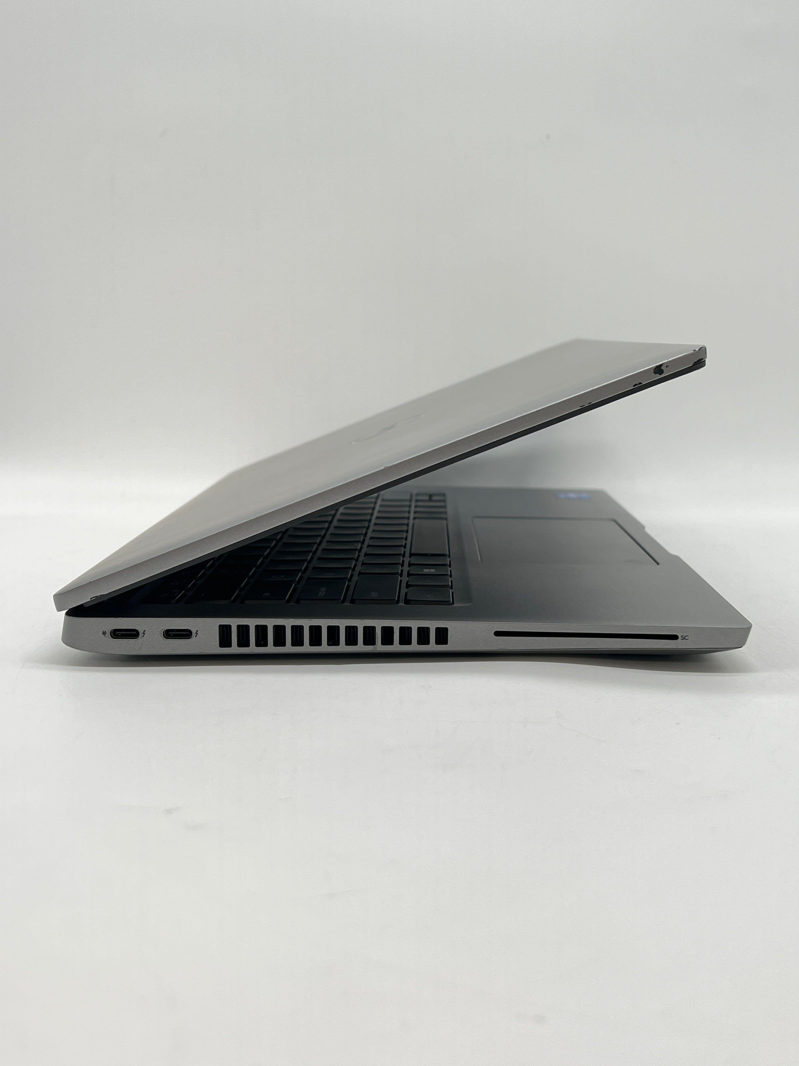 Dell Latitude 5430 14" Intel Core i5-1235U 16GB RAM 256GB SSD - Used
