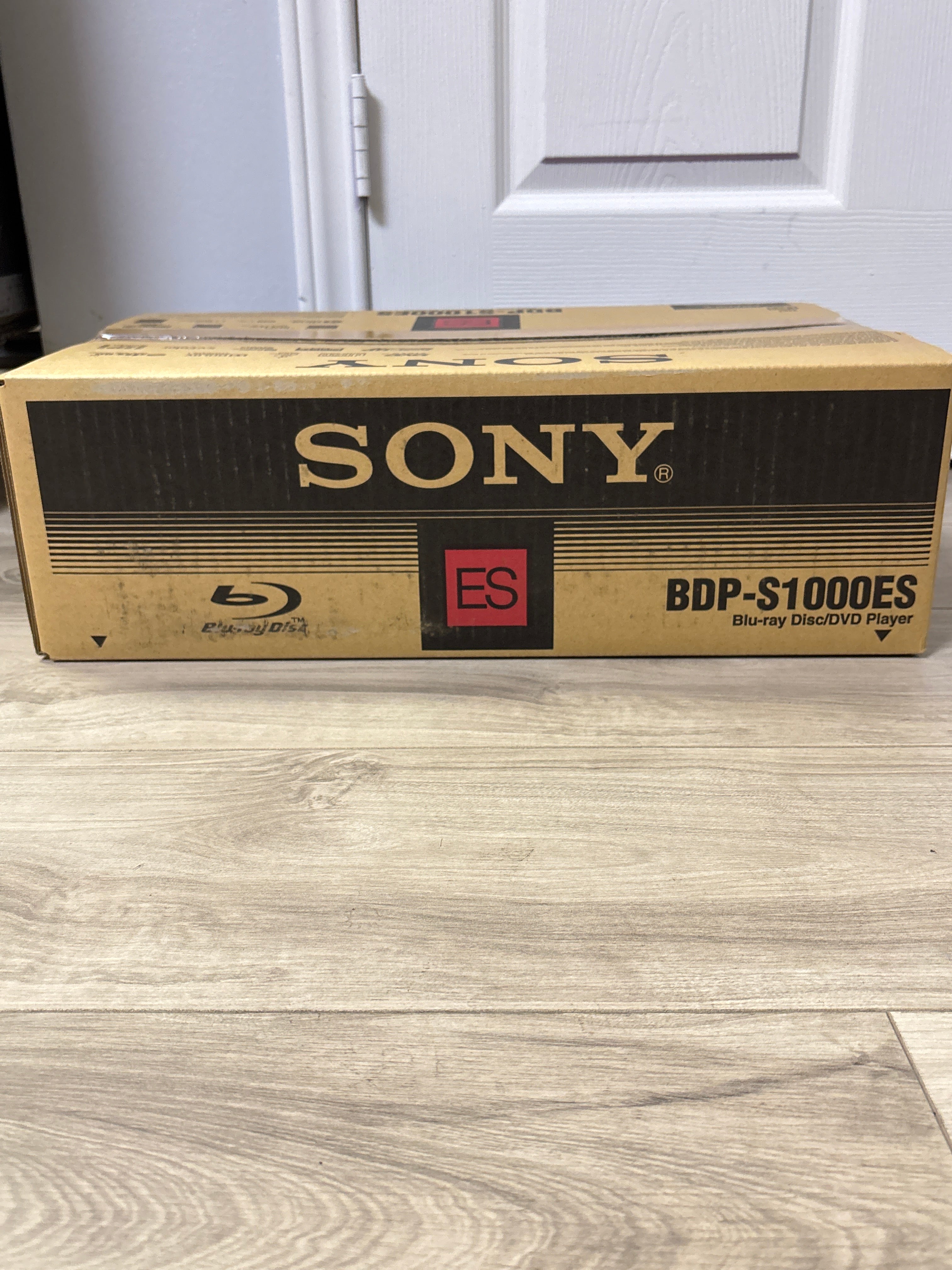Sony BDP-S1000es Blu-ray Disk DVD Player - New In Box