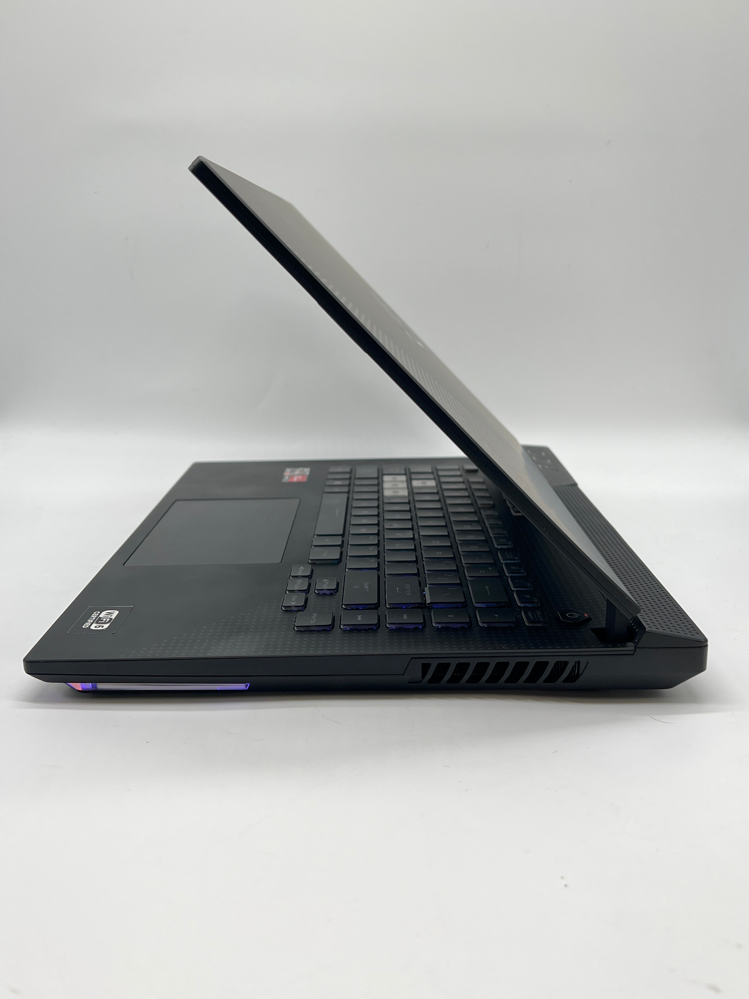 Asus ROG Strix G513QY Ryzen 9 5980HX 16GB RAM 512GB SSD Radeon RX 6800M - Used
