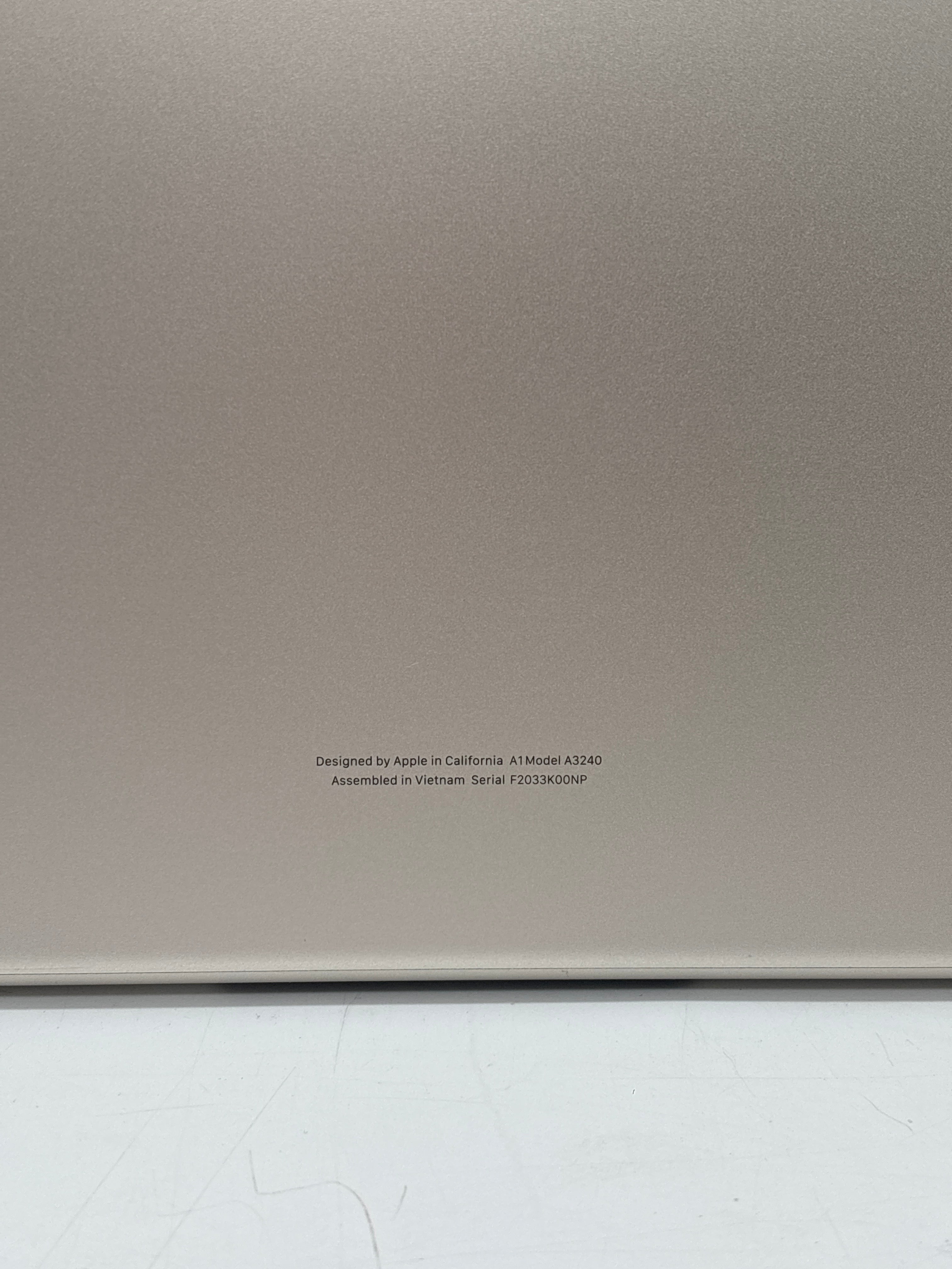 Apple MacBook Air A3240 M4 16GB RAM 256GB White