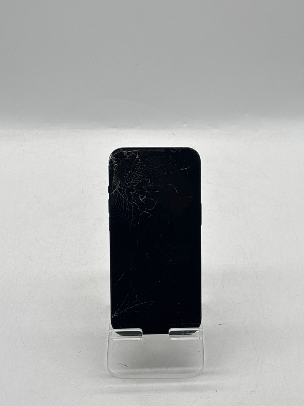 Apple iPhone 13 6.1" 128GB Midnight Network Locked Cricket - READ