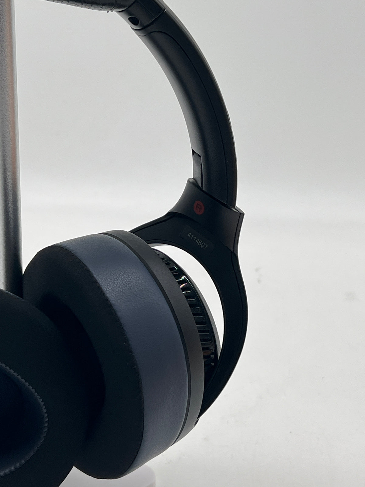 Sony WH-XB900N Wireless Headphones Noise Cancelling Black - Used