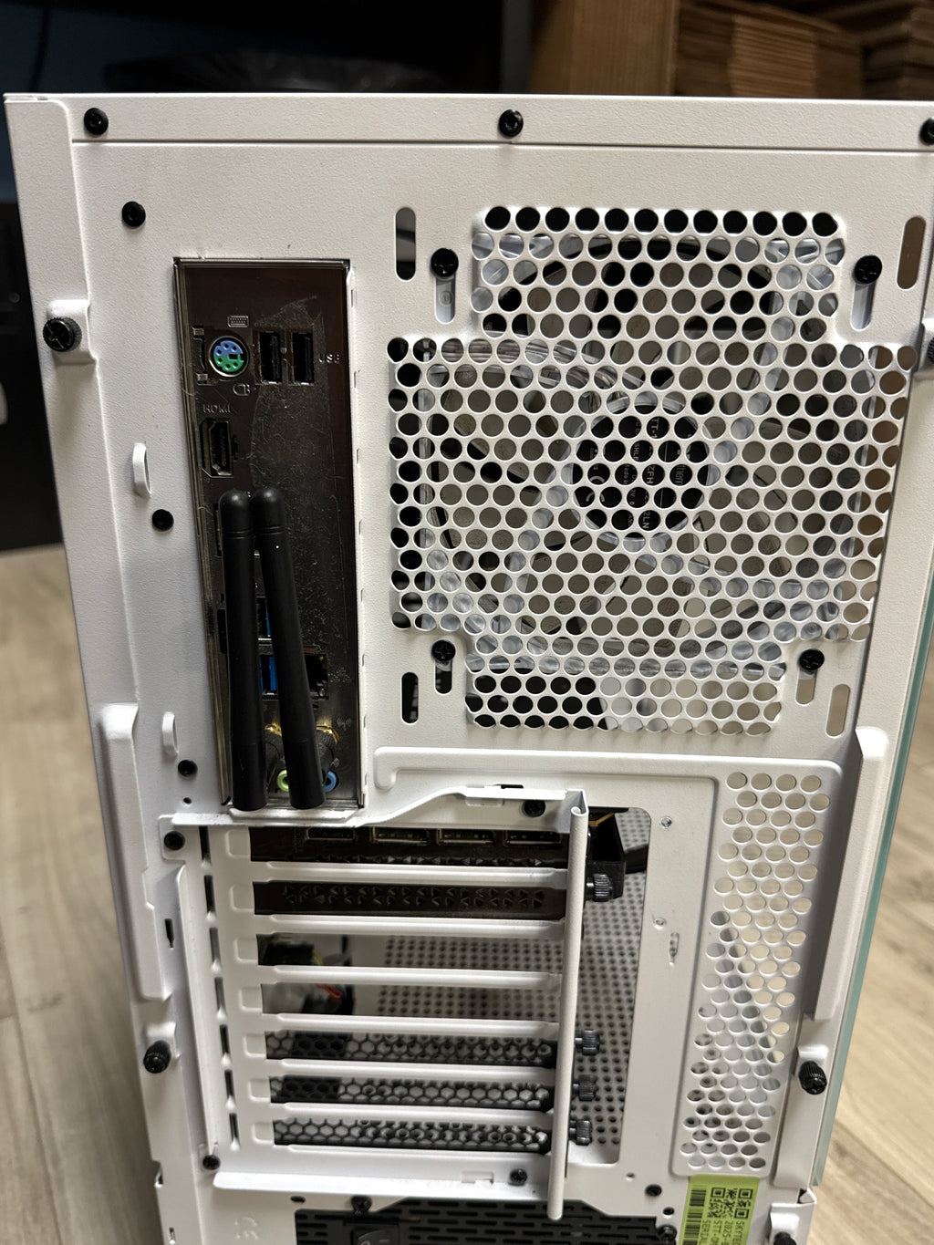 Custom PC Desktop i7-13700F 32GB RAM 1TB SSD RTX 5060