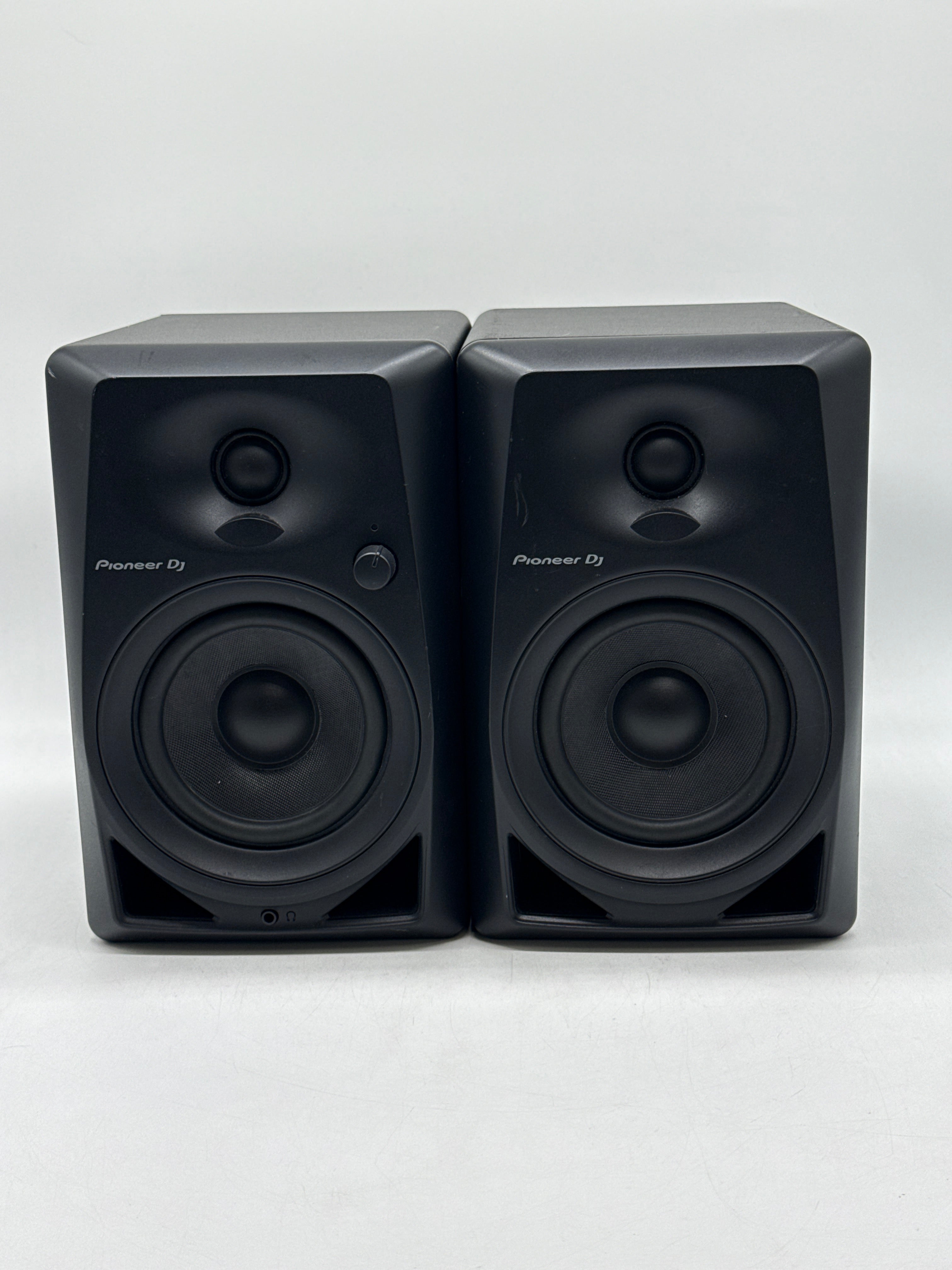 Pioneer DJ DM-40 Studio Monitors