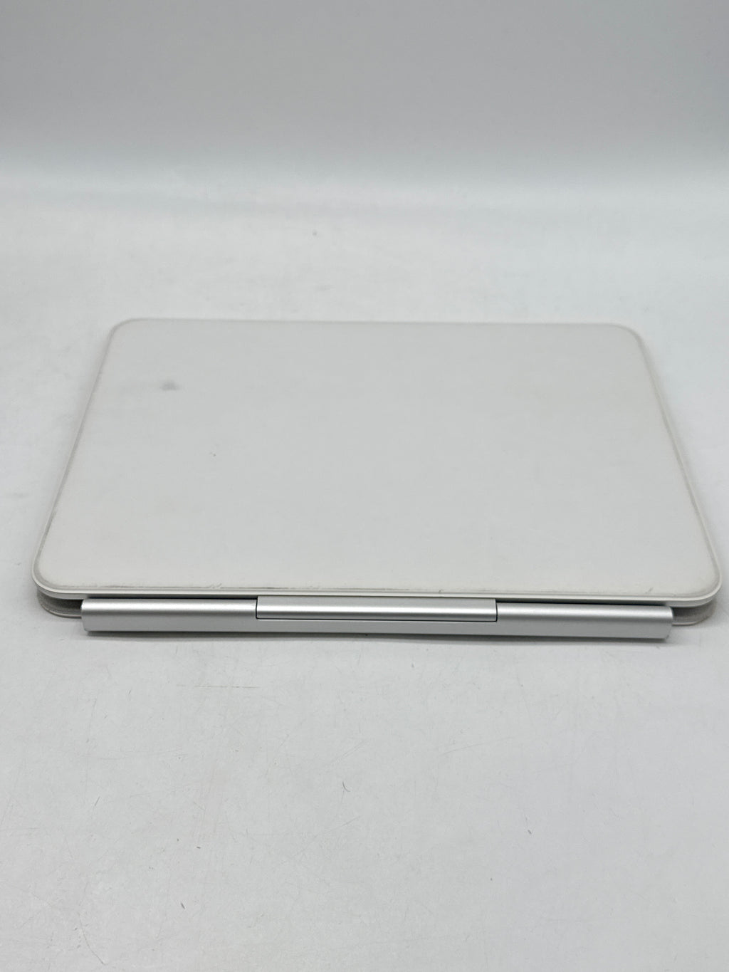 Apple Magic Keyboard A2975 for iPad Pro 11" M4 White - Used