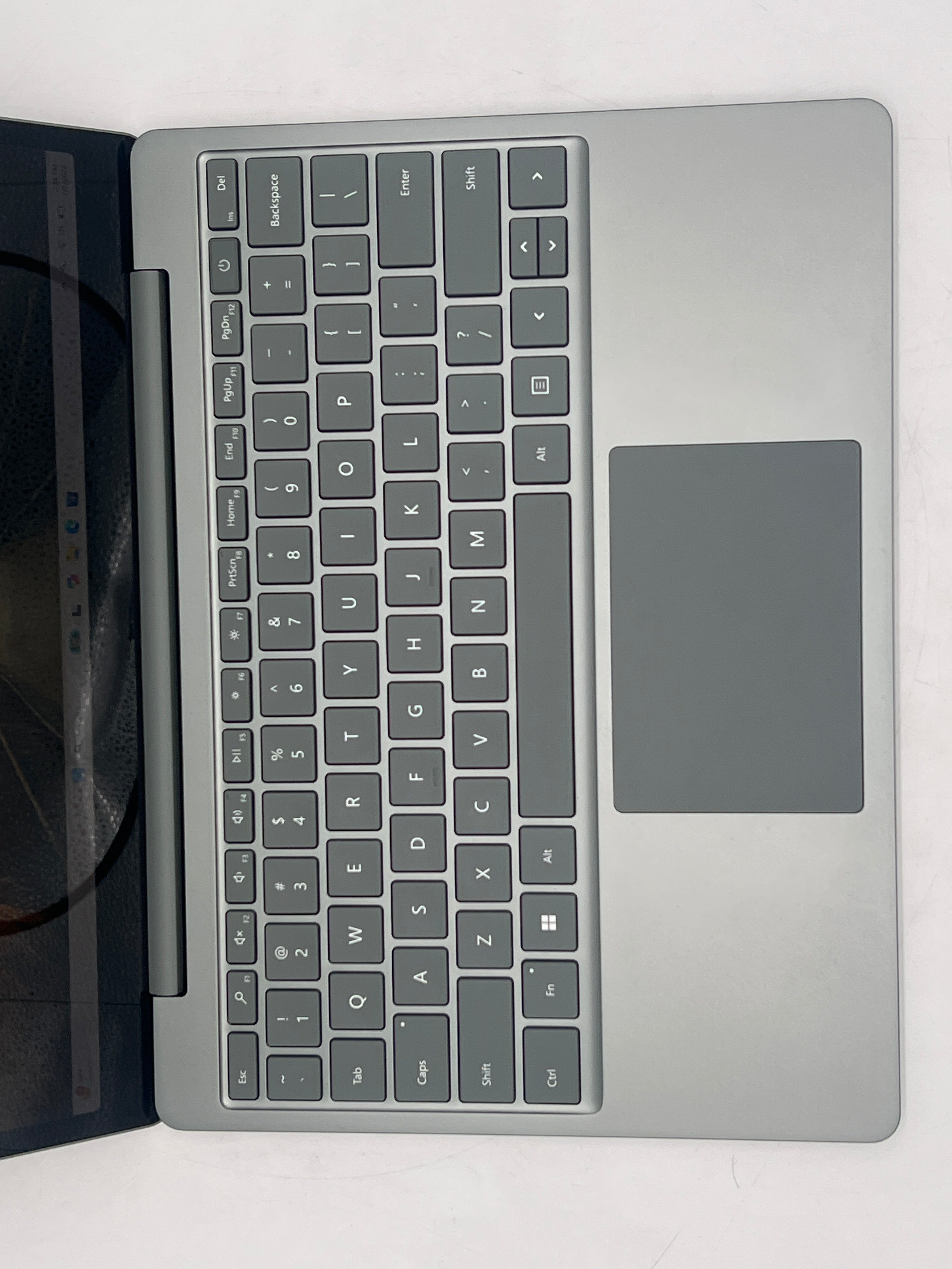 Microsoft Surface Laptop Go 2 i5-1135G7 8GB RAM 128GB SSD Touchscreen