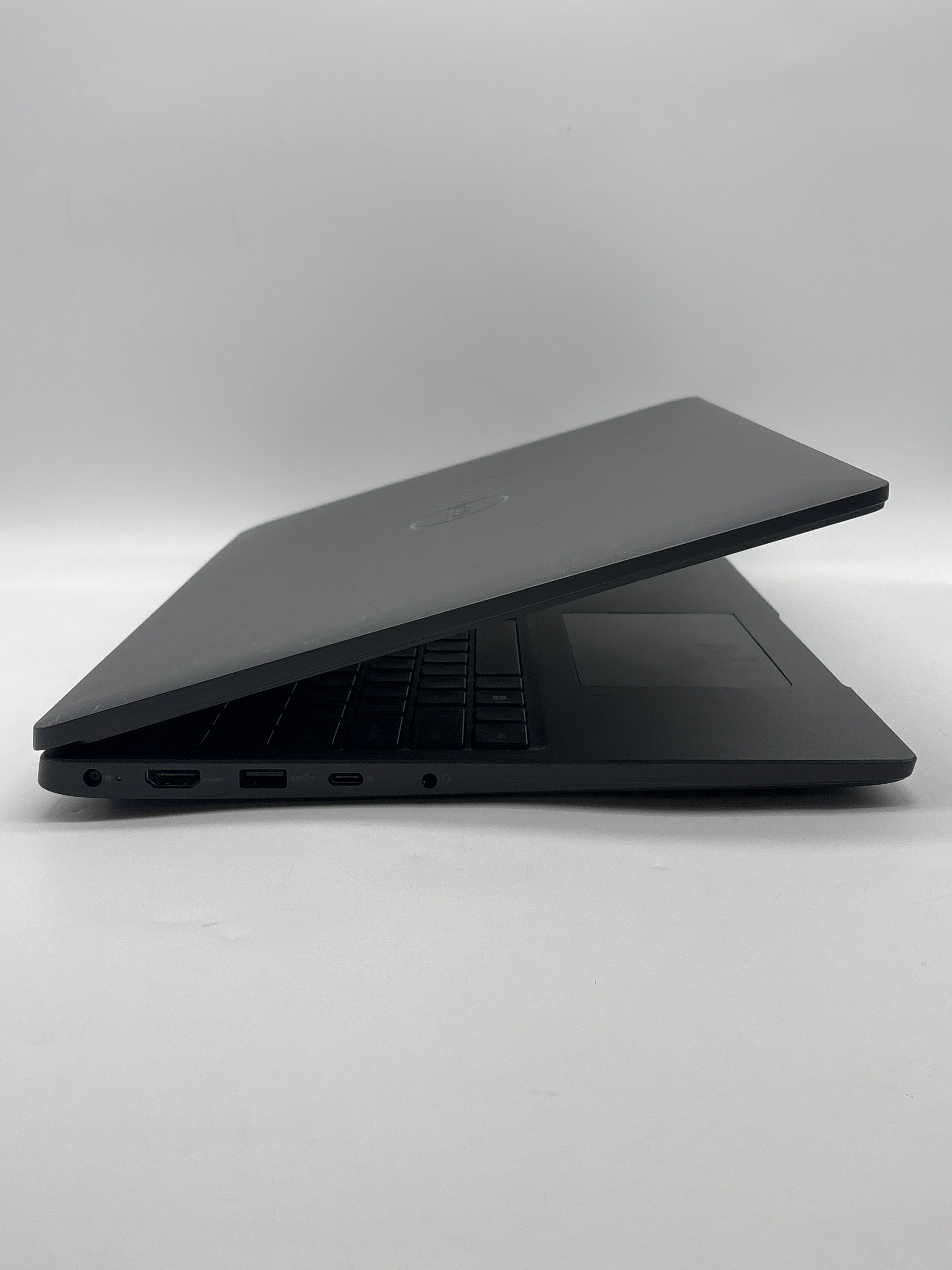 Dell Latitude 3550 i5-1335U 16GB RAM 512GB SSD Used