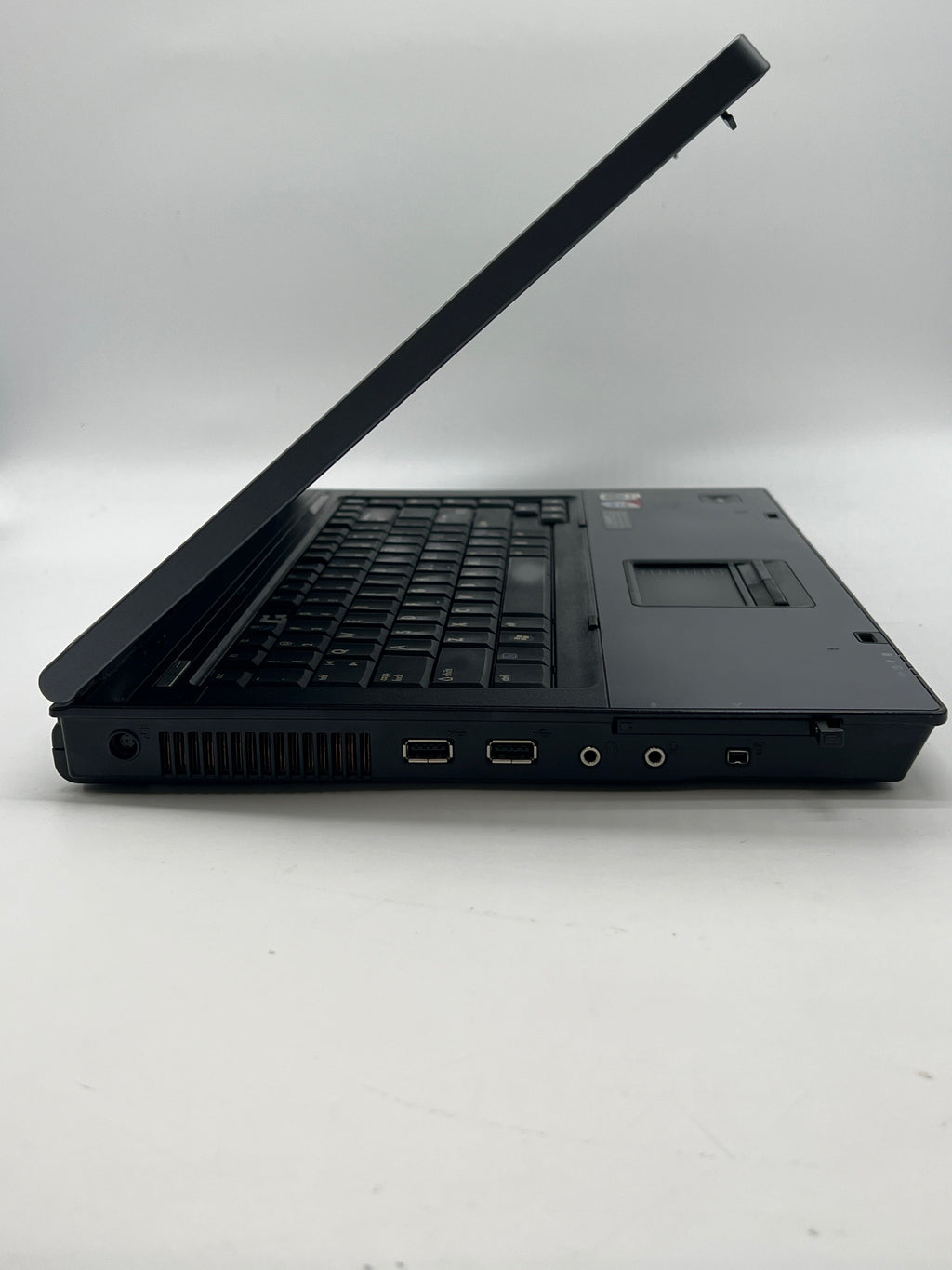 HP Compaq 6710b Core 2 Duo 2GB DDR2 - For Parts Bad Battery