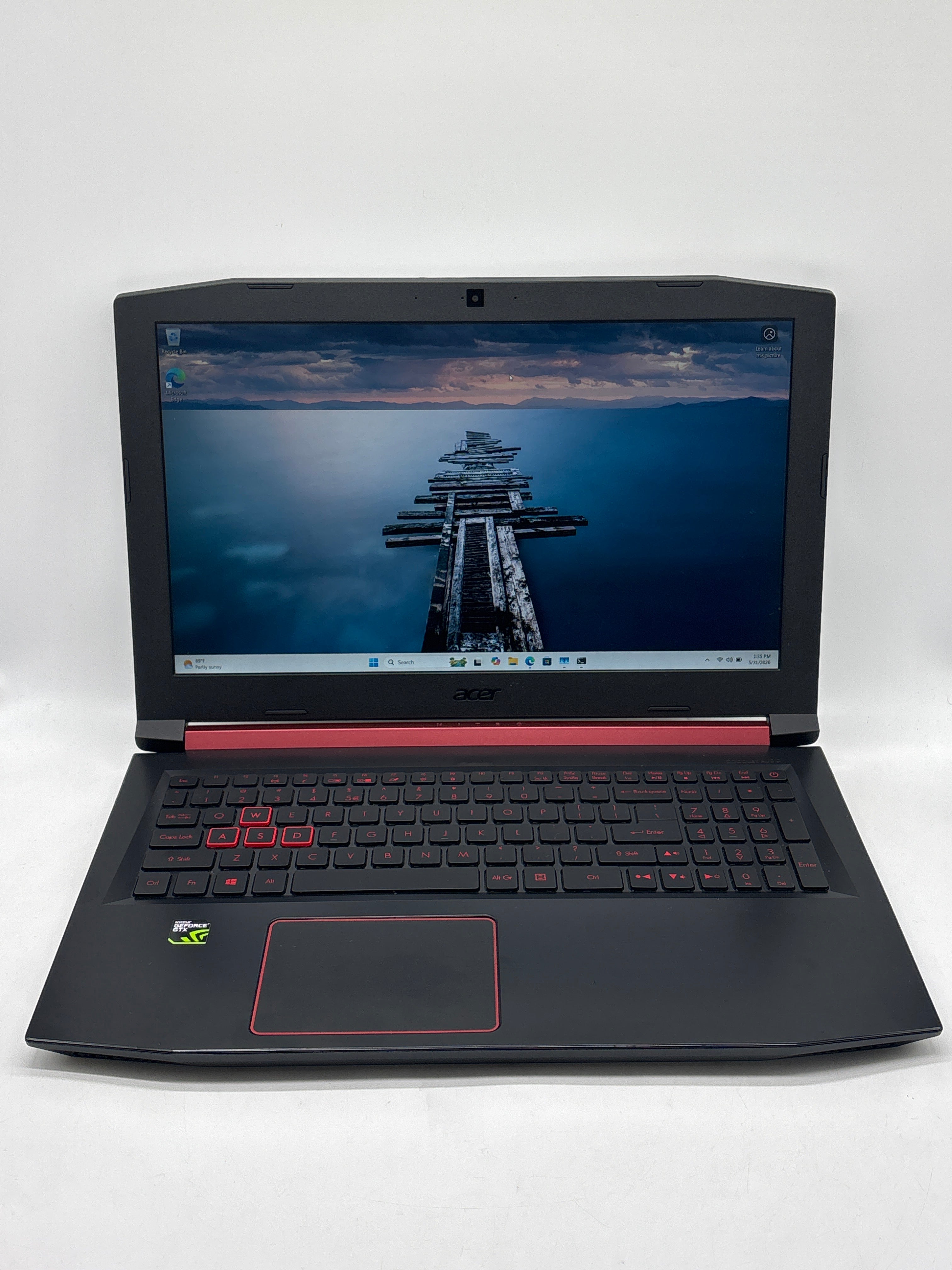 Acer Nitro 5 N17C1 15.6" i5-8300H 8GB RAM 1TB HDD GTX 1050