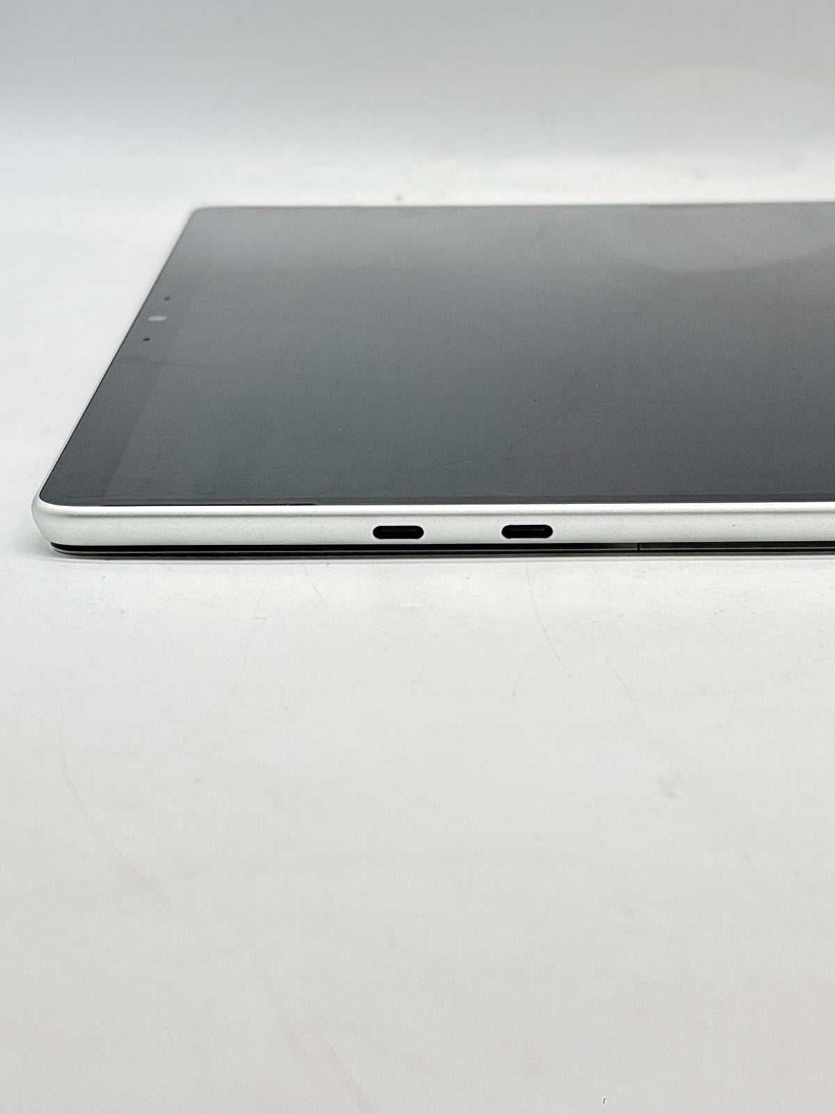 Microsoft Surface Pro 9 Core i5-1235U 16GB RAM 256GB SSD - Read