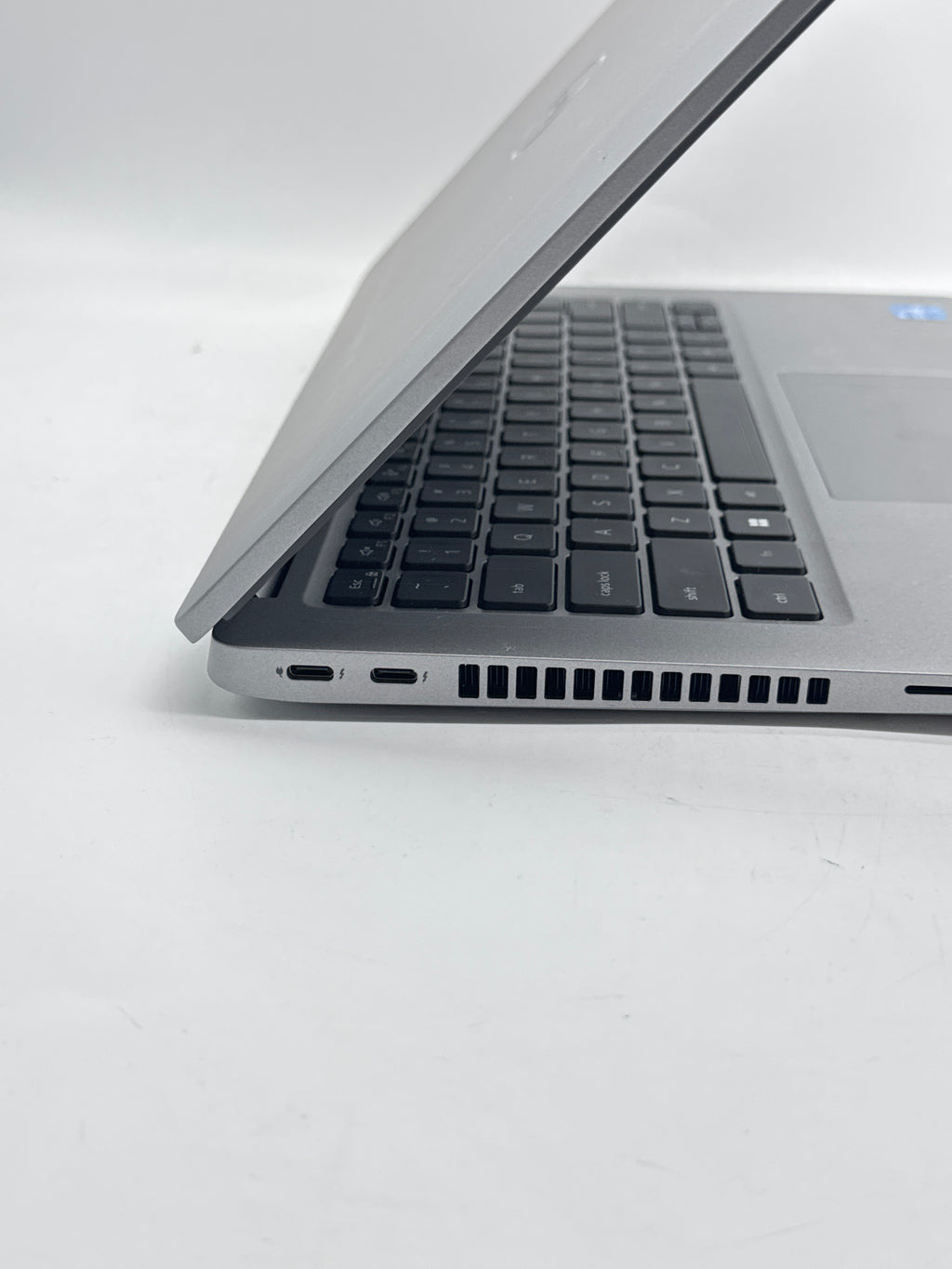 Dell Latitude 5430 i5-1235U 16GB RAM 256GB SSD - Used