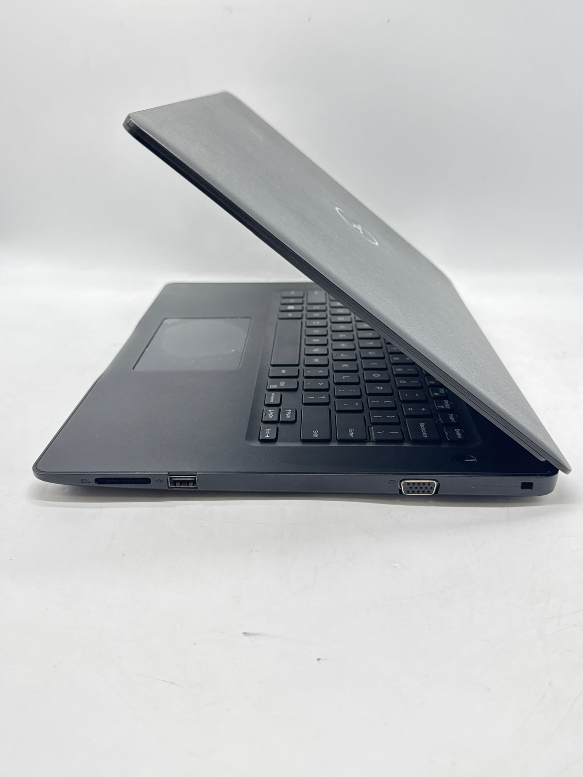 Dell Latitude 3490 i5-8250U 8GB RAM 512GB HDD 14in - For Parts