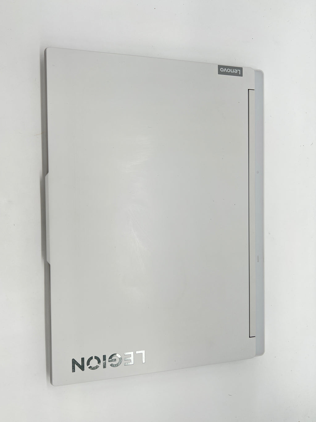 Lenovo Legion 7 16IRX9 16 inch i9-14900HX 32GB 1TB RTX 4070 White