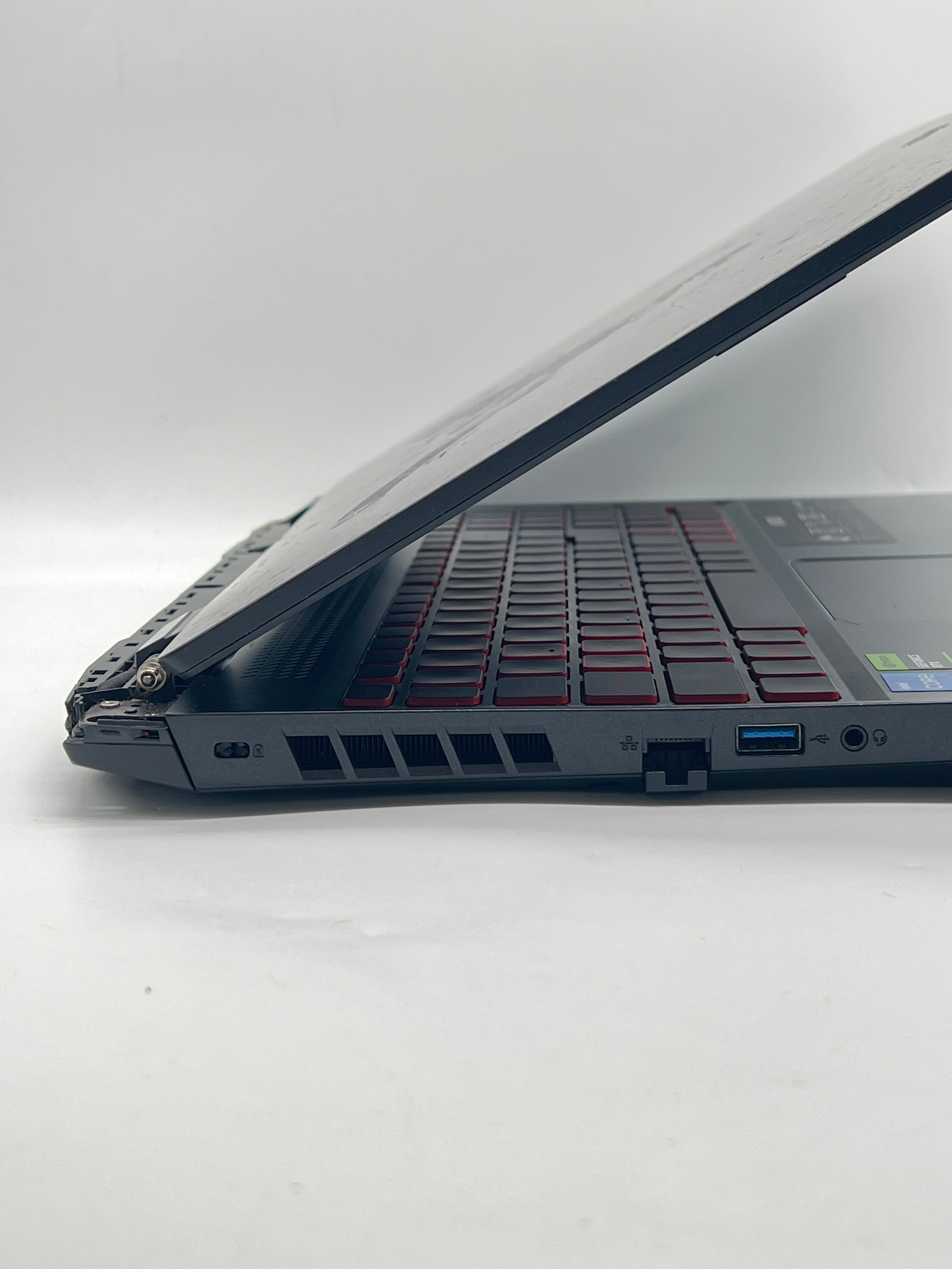 TX01-54482 Asus Nitro 5 15-inch Core i5 12th Gen 24GB RAM 500GB RTX 3050 Ti Black