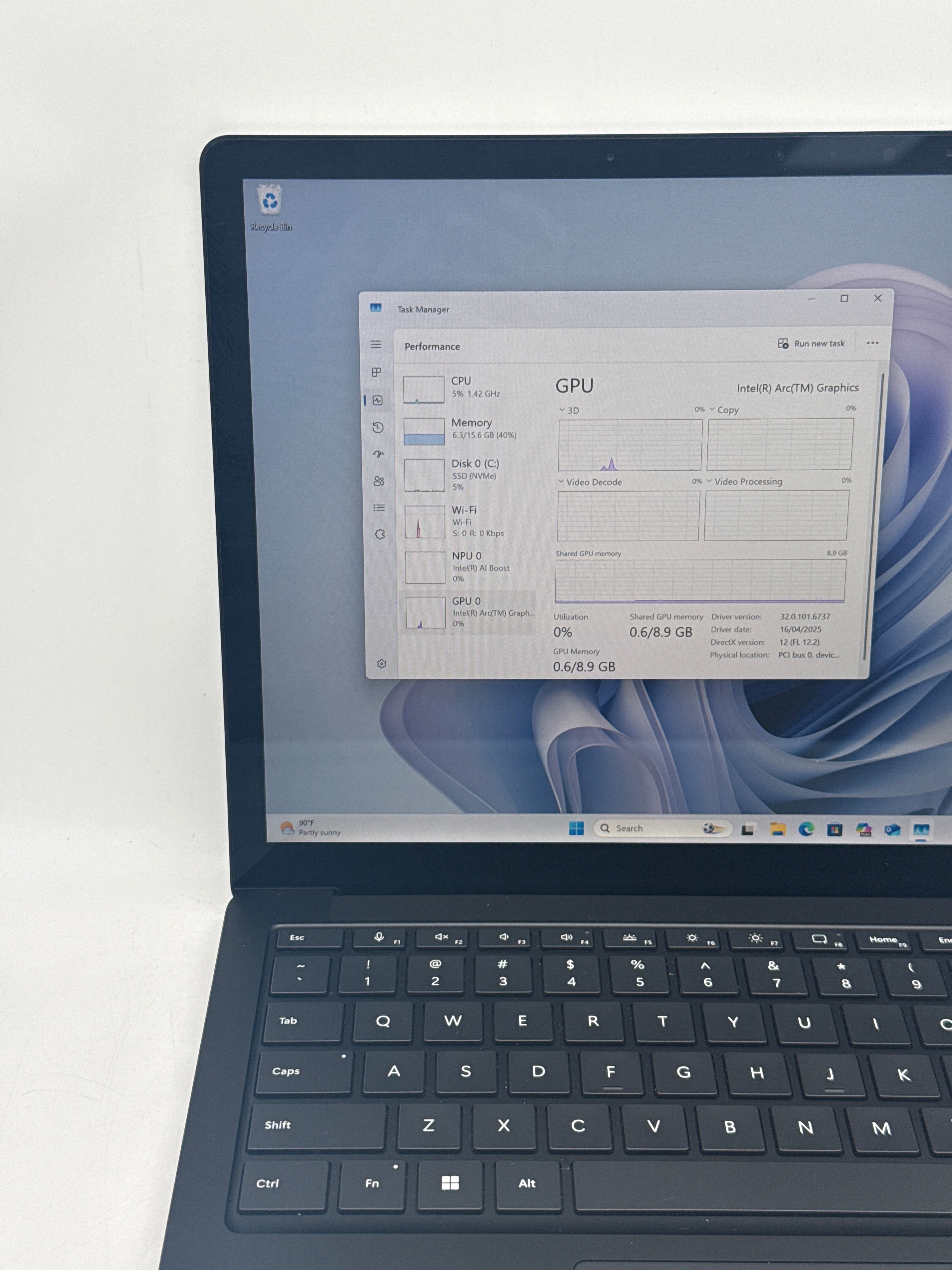 Microsoft Surface Laptop 6 Business Ultra 7 165H 16GB RAM 256GB SSD
