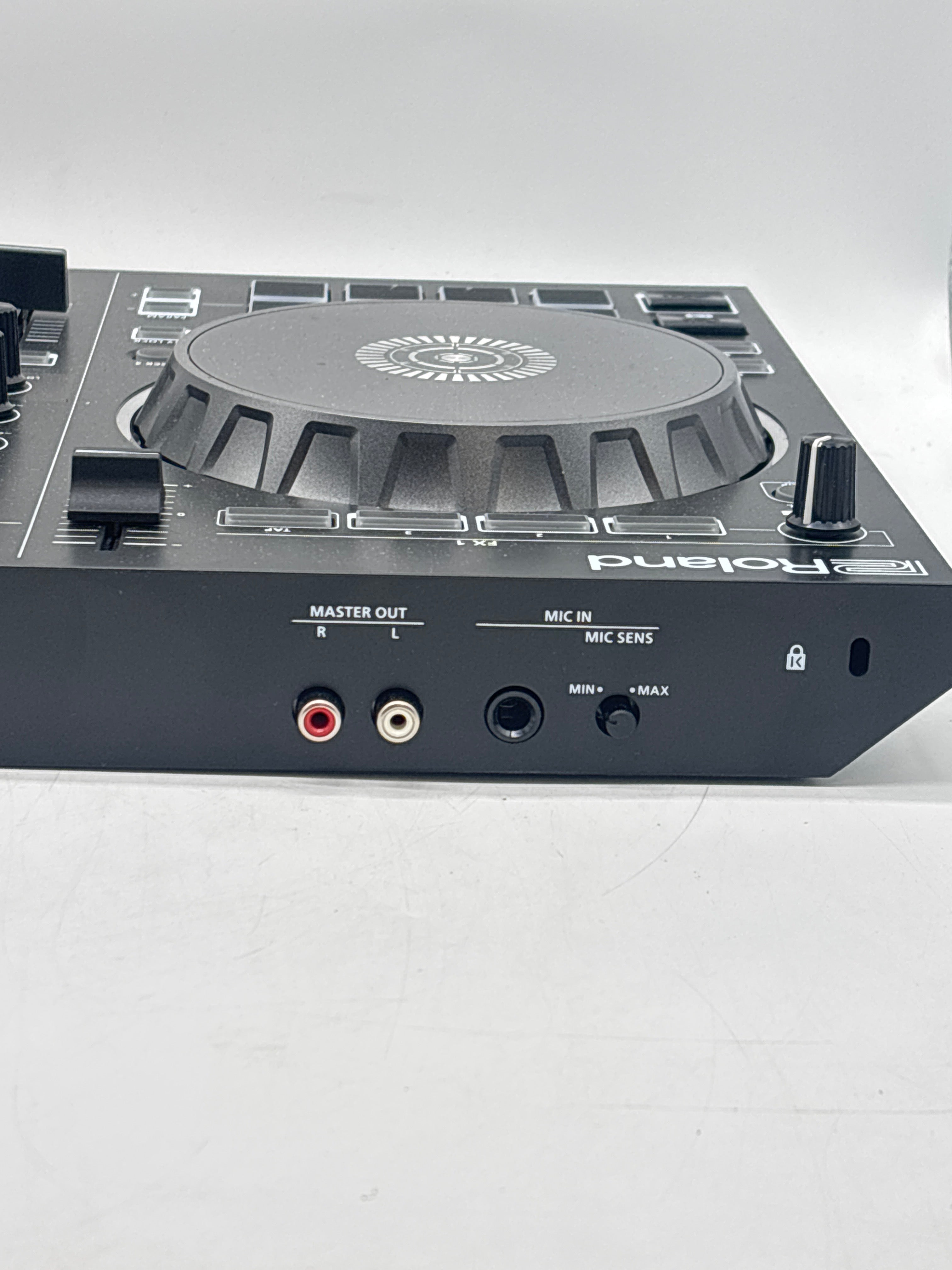 Roland DJ-202 Serato Quad Deck Controller - Used