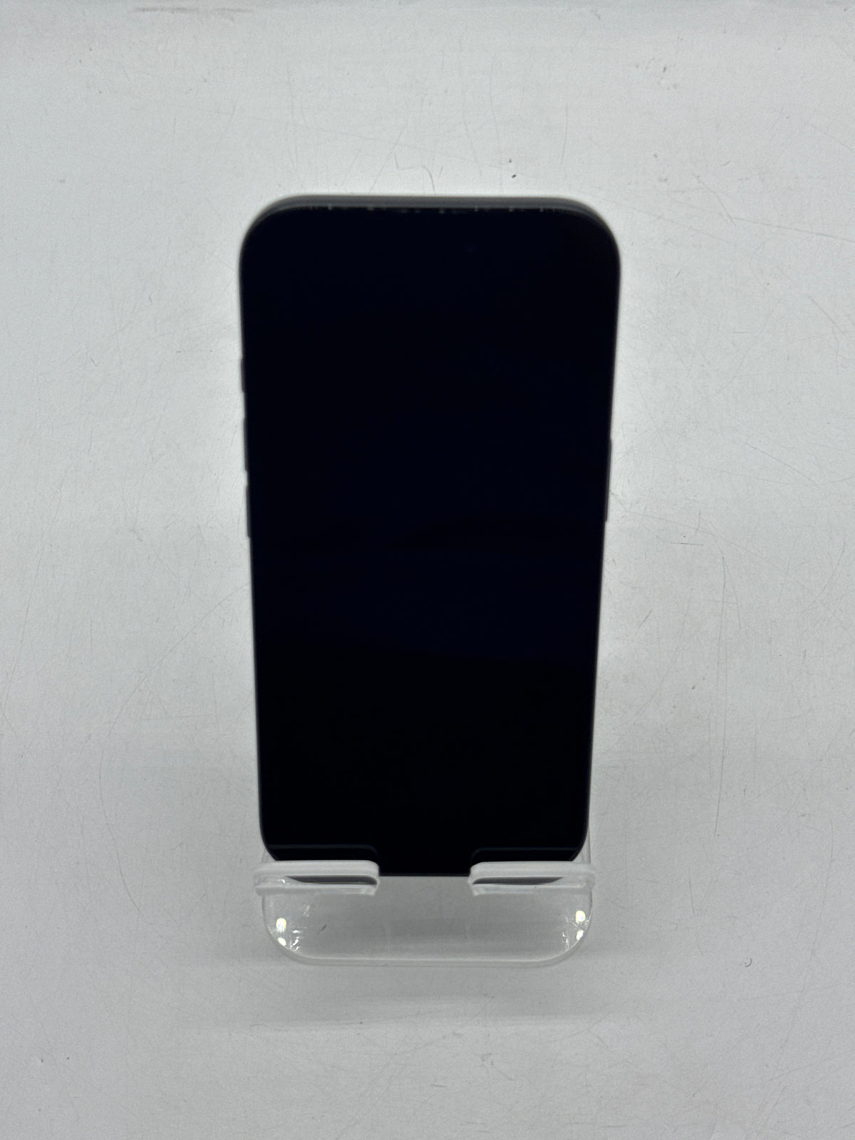 Apple iPhone 16 6.1" 128GB Black - AT&T Locked