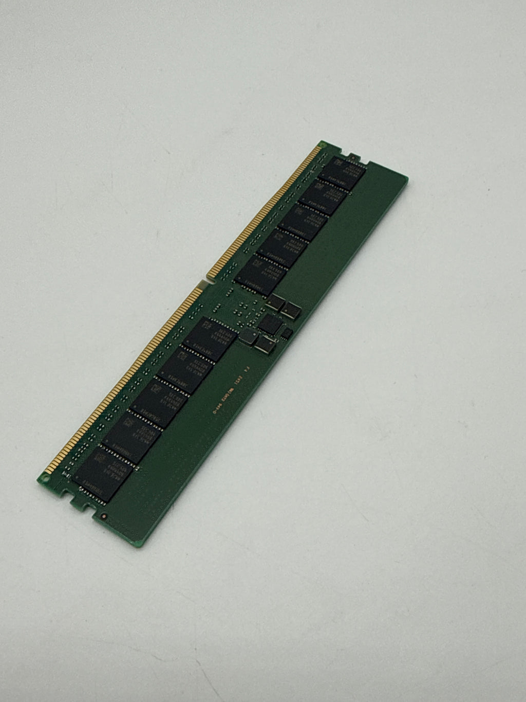 M321R4GA3PB0-CWM SAMSUNG 32GB (1X32GB) 2RX8 PC5-5600B ECC RDIMM MEMORY