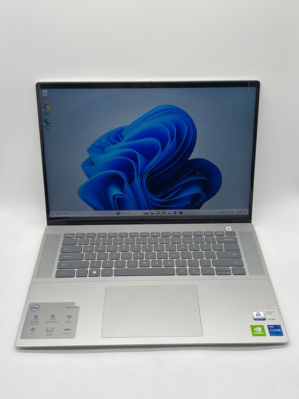 Dell Inspiron 16 5620 Touch i7-1255U 16GB RAM 512GB GeForce MX570