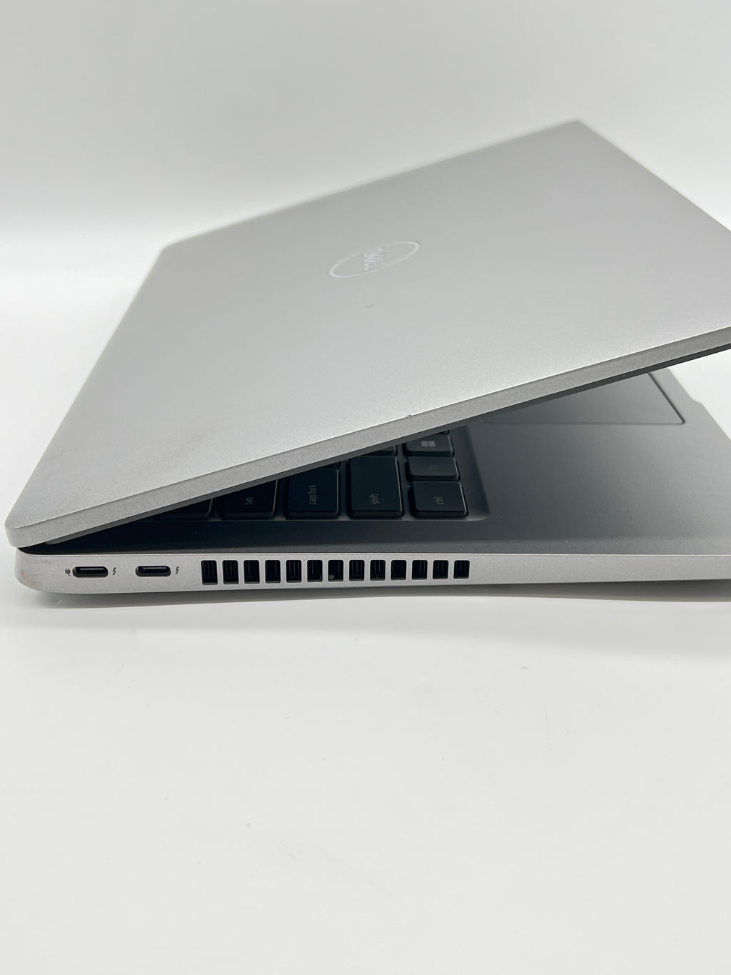 Dell Latitude 5430 i5-1235U 16GB 256GB SSD Silver Used