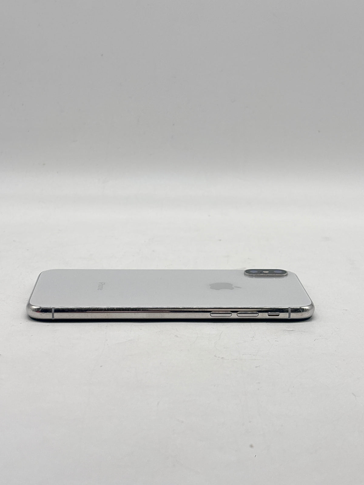 Apple iPhone X 5.8" A1865 256GB AT&T Only Silver - Cracked Camera Lens