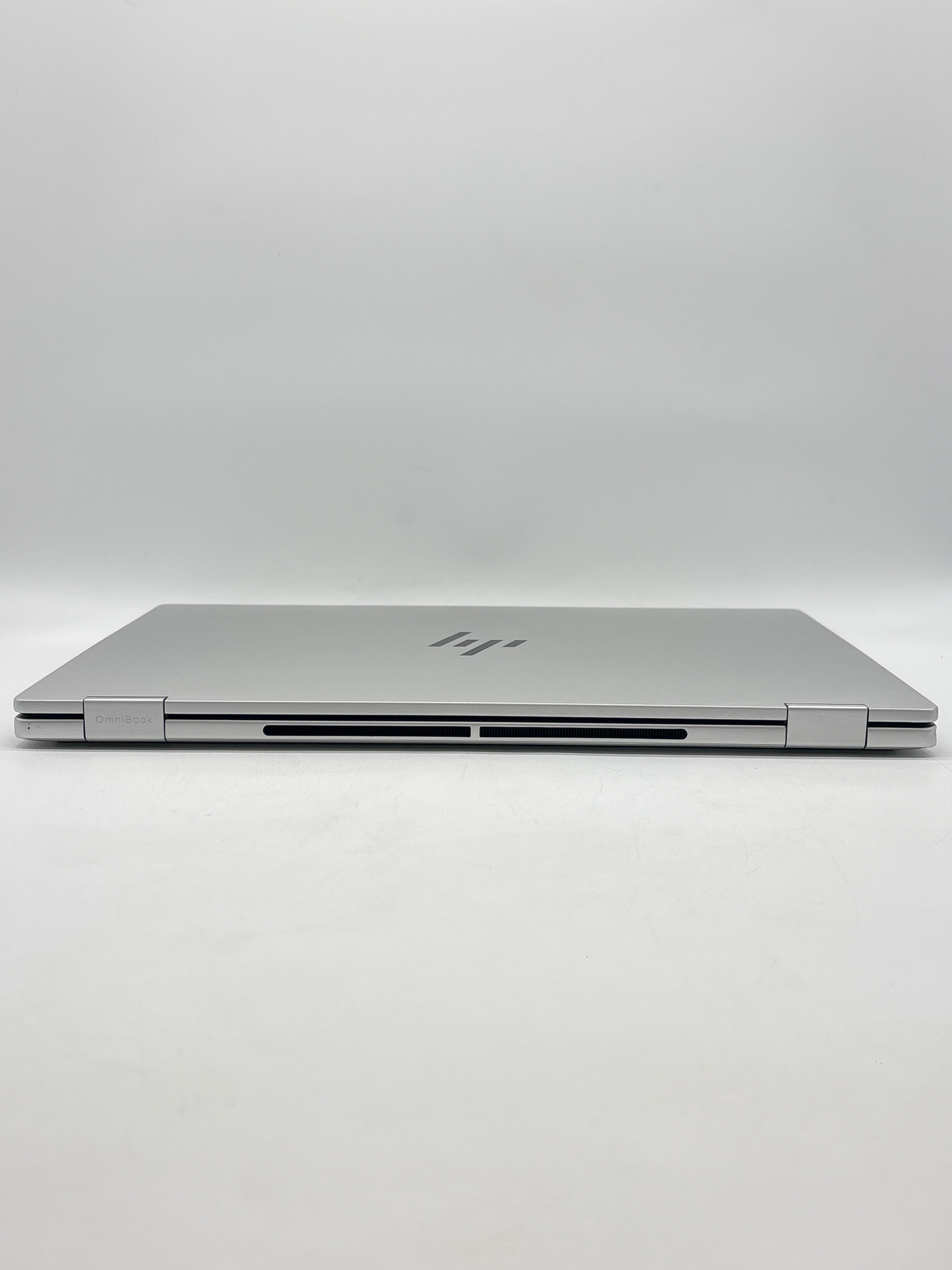 HP OmniBook 7 16-au0001nr Flip Ultra 7 256V 16GB RAM 1TB SSD Silver