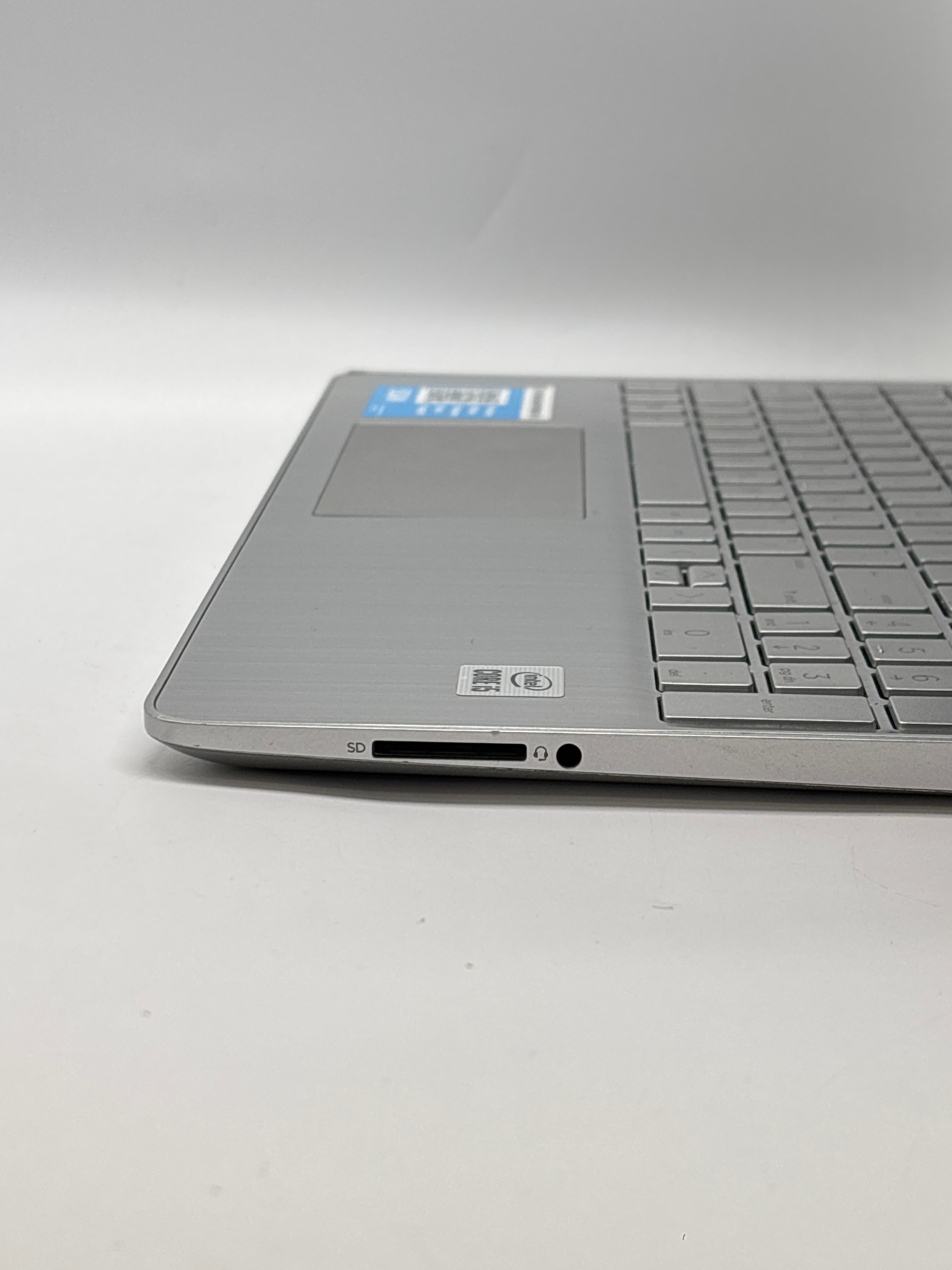 HP Laptop 15-dy1xxx i5-1035G1 12GB RAM 256GB SSD - Used