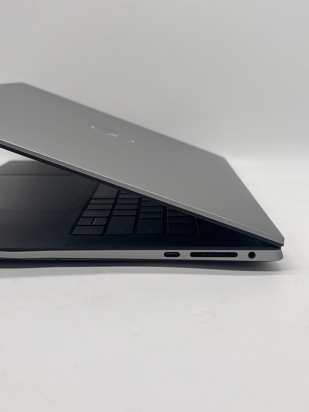 Dell Precision 5570 i7-12700H 32GB RAM 512GB SSD RTX A2000 - Remotely Managed