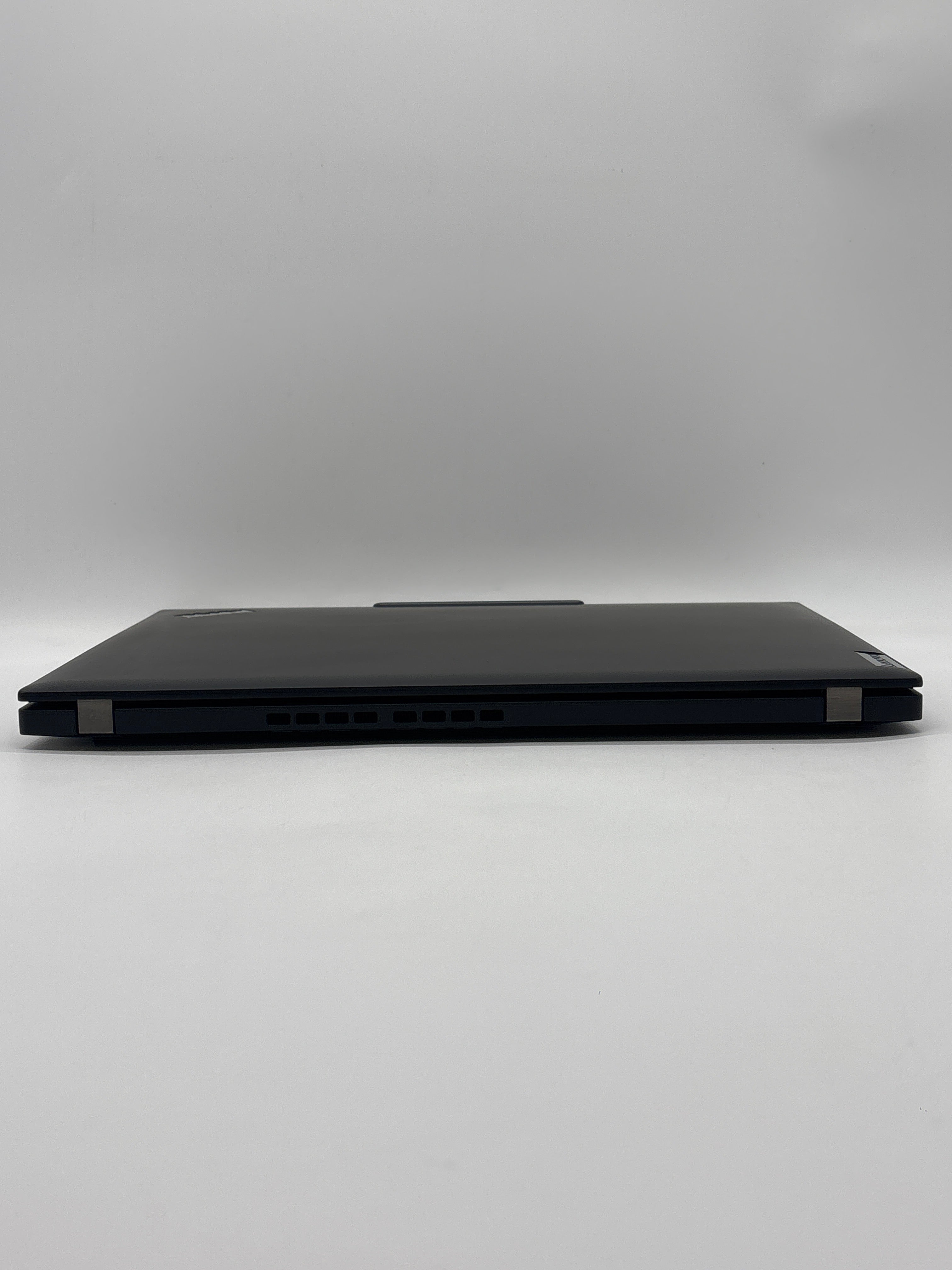 Lenovo ThinkPad X13 Gen 4 Touch AMD Ryzen 7 PRO 7840U 32GB RAM 512GB - For Parts