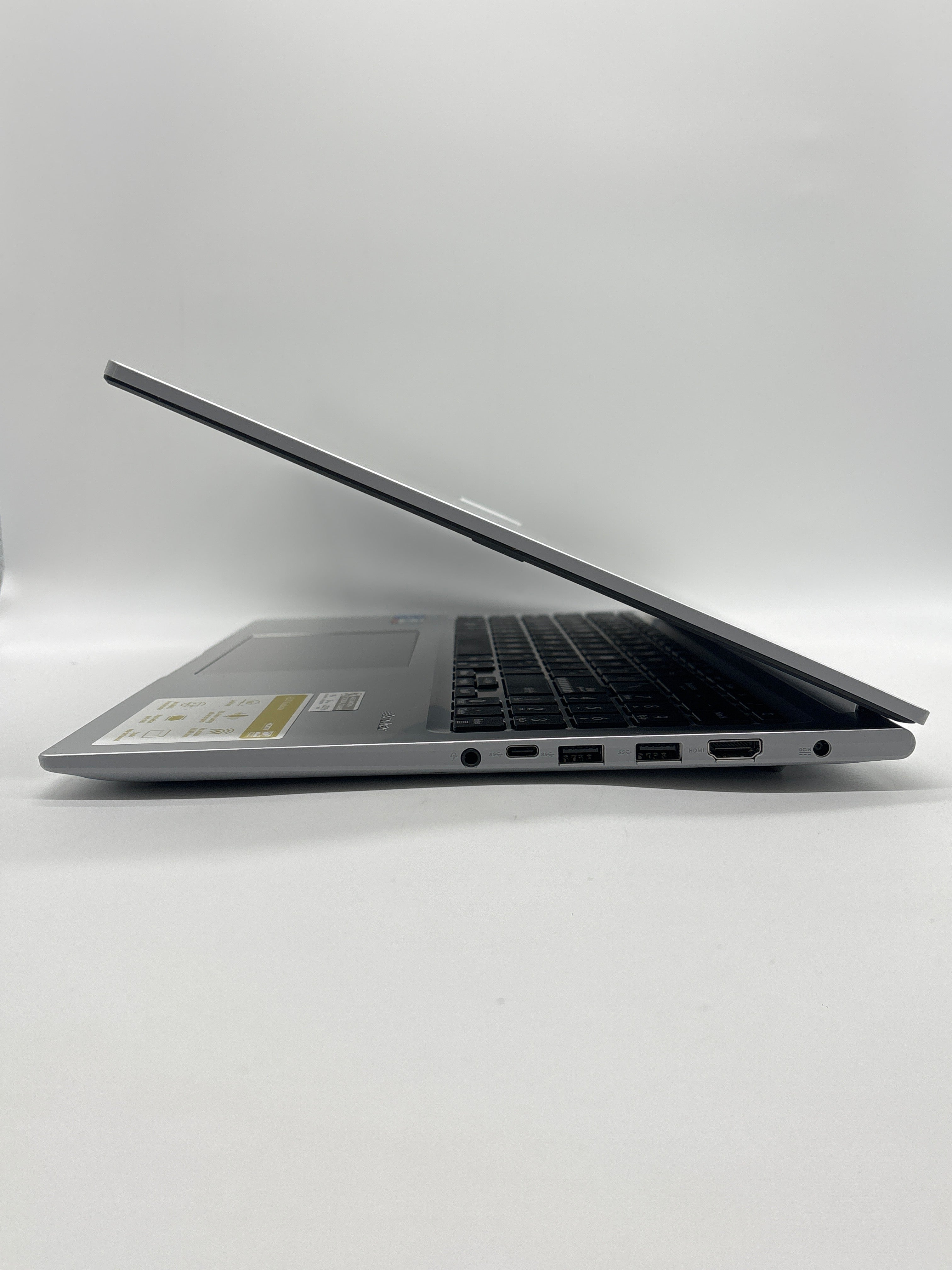 Asus VivoBook F1605Z i7-1255U 16GB RAM 512GB SSD