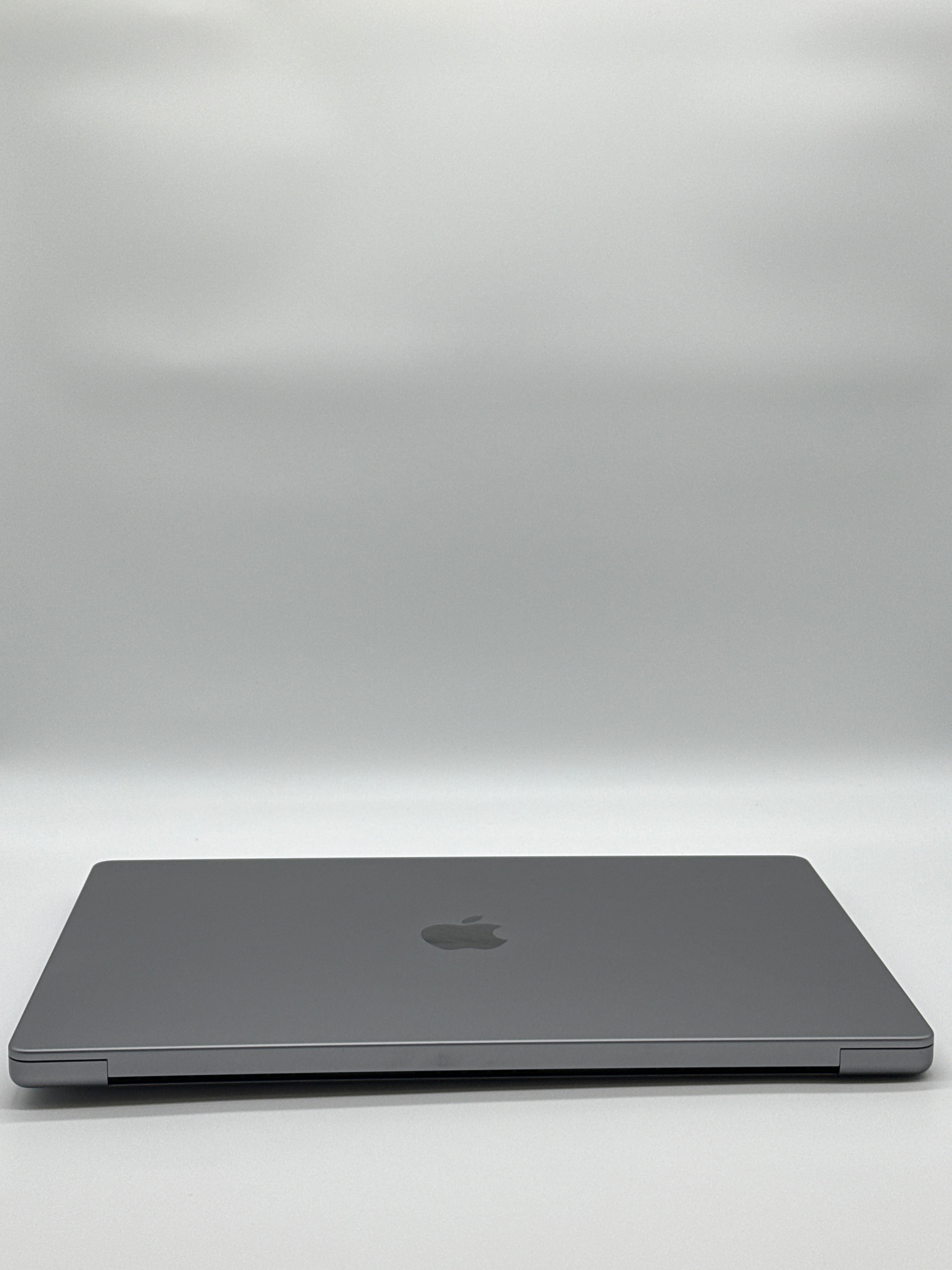 Apple MacBook Pro 16" M2 Pro A2780  Battery 100% 16GB RAM 1TB SSD Space Gray W/ Charger