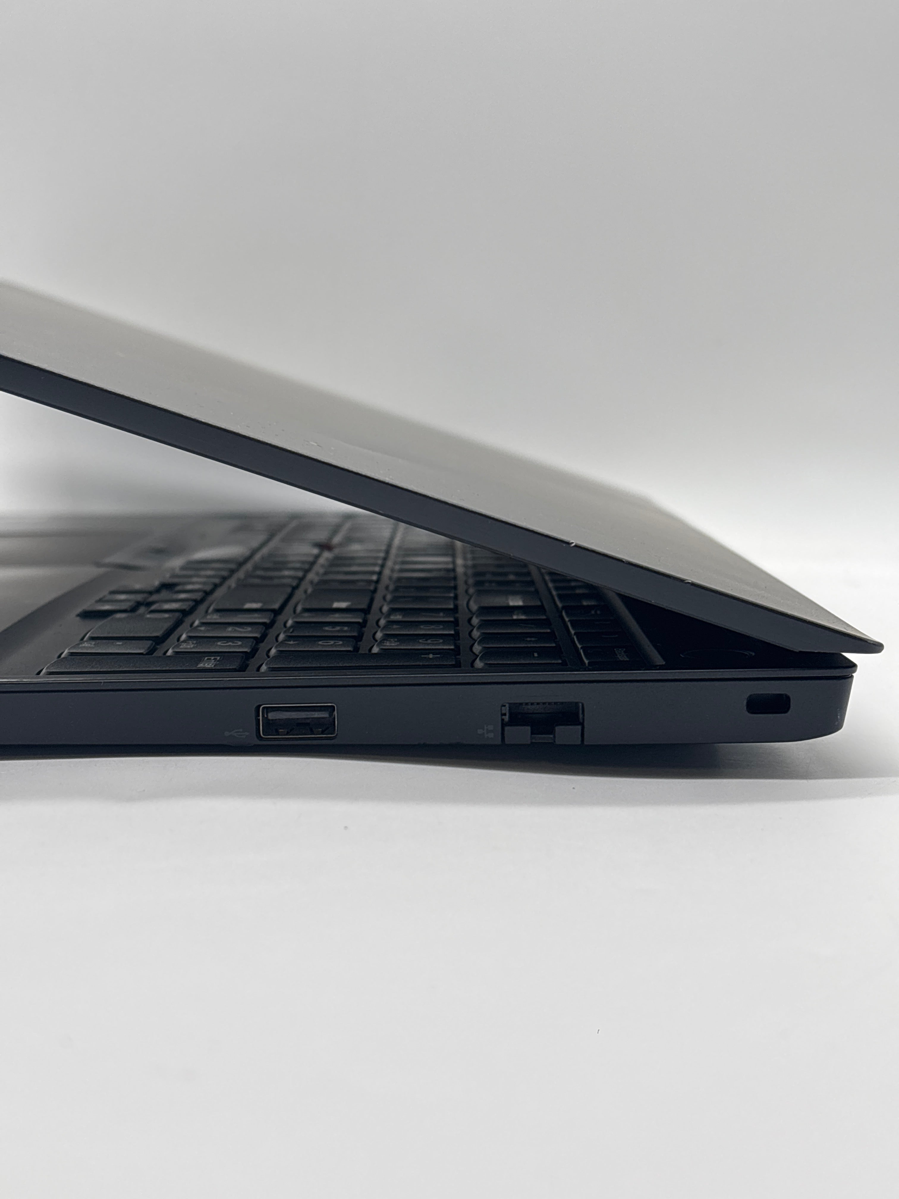 Lenovo E15 20RD005HUS i5-10210U 8GB RAM 512GB SSD