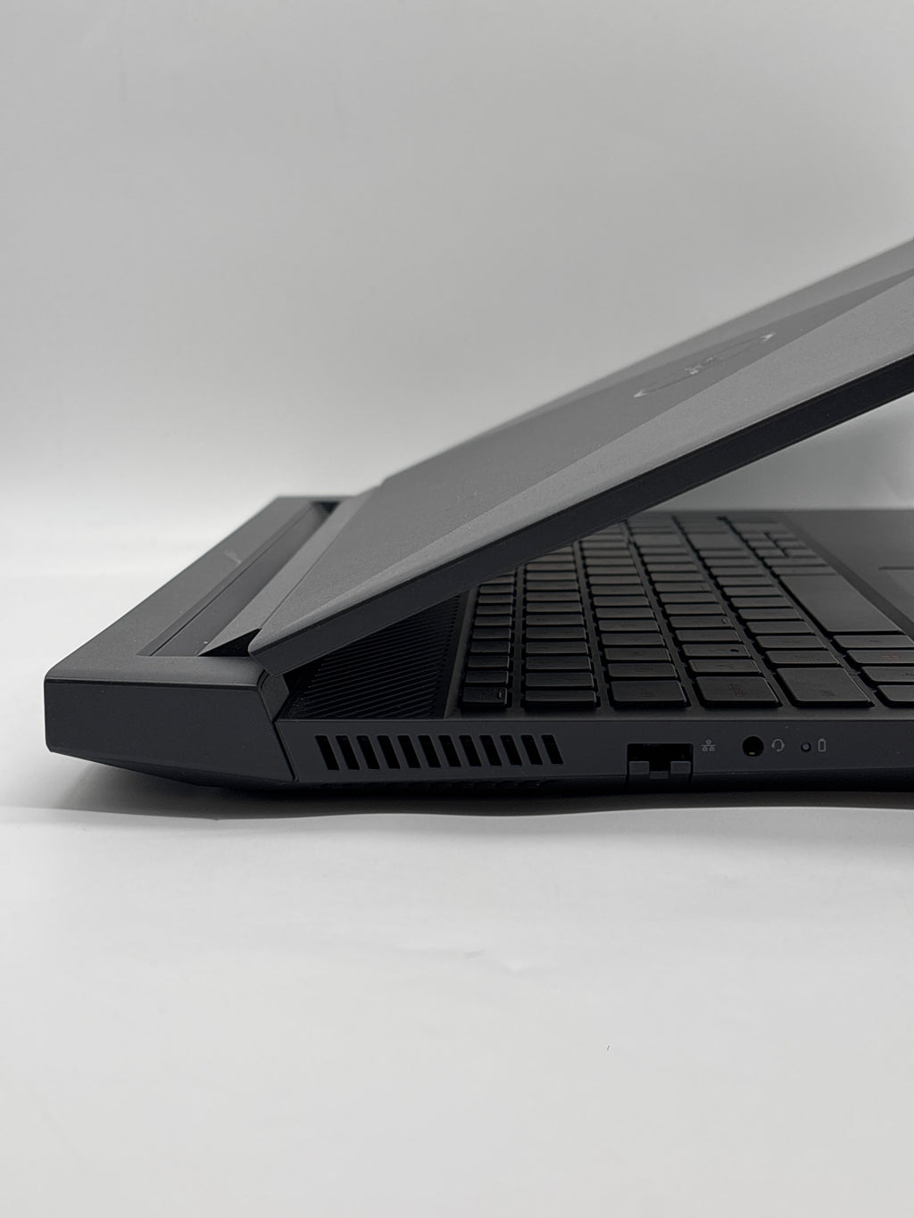 Dell G15 5551 15" Core i7-11800H 16GB RAM 512GB SSD RTX 3050 - Used