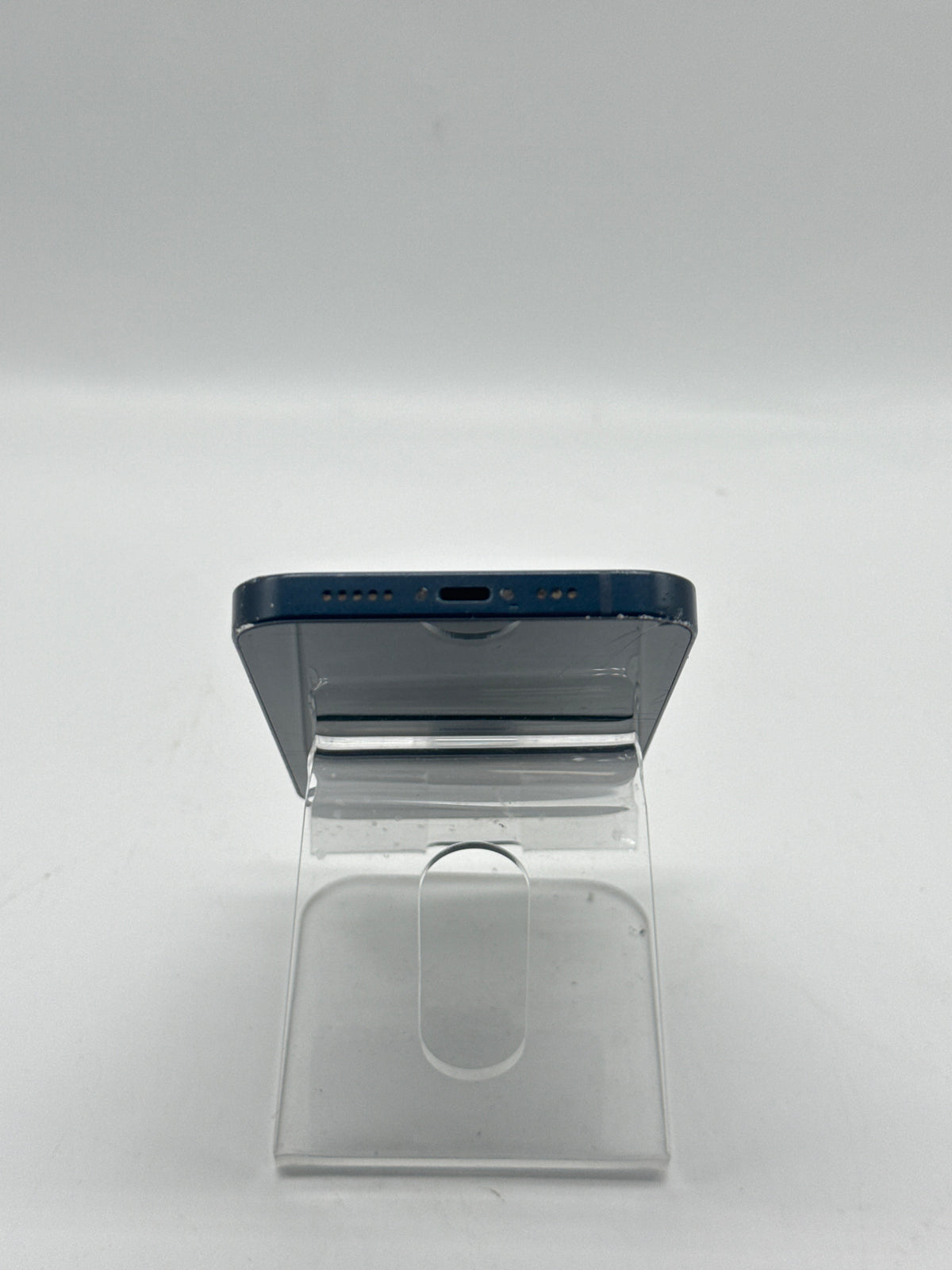 Apple iPhone 13 128GB Midnight Compatible with T-Mobile Cracked Screen Read
