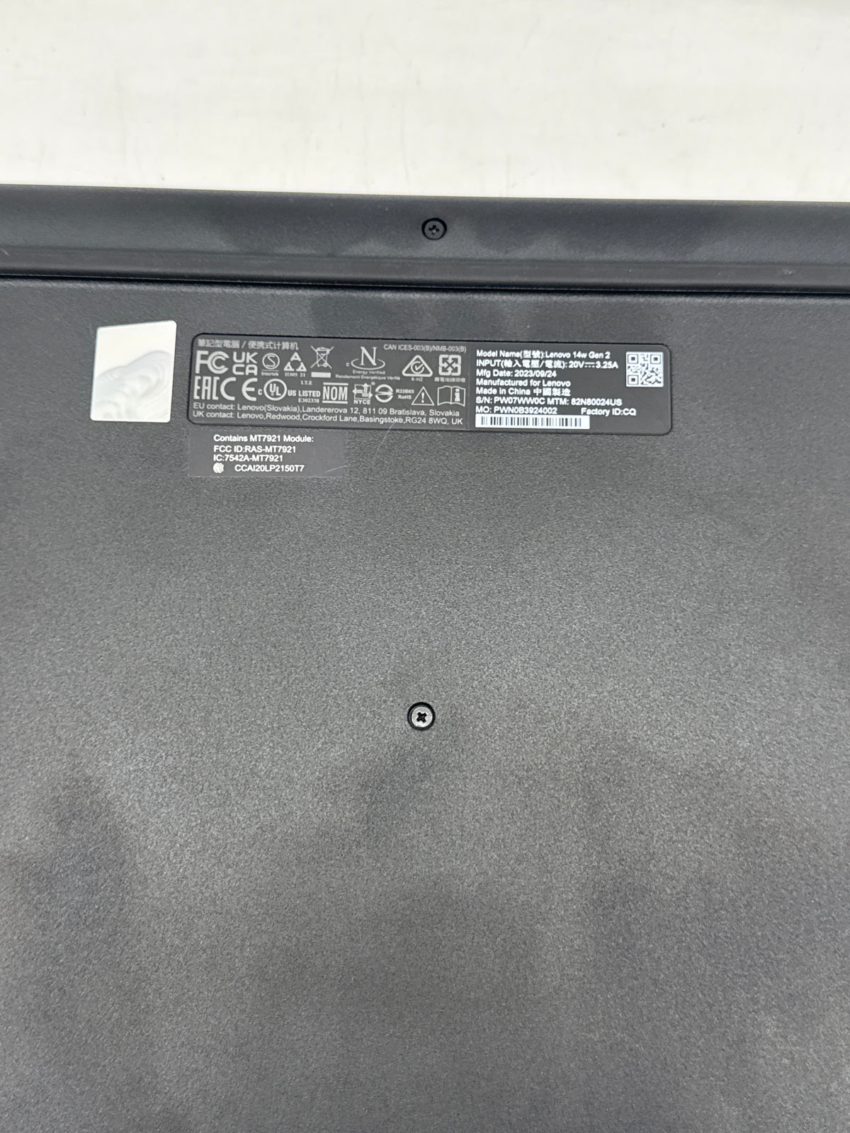 Lenovo 14w Gen 2 14" AMD 3015e 4GB RAM 128GB SSD Black - Bad Display