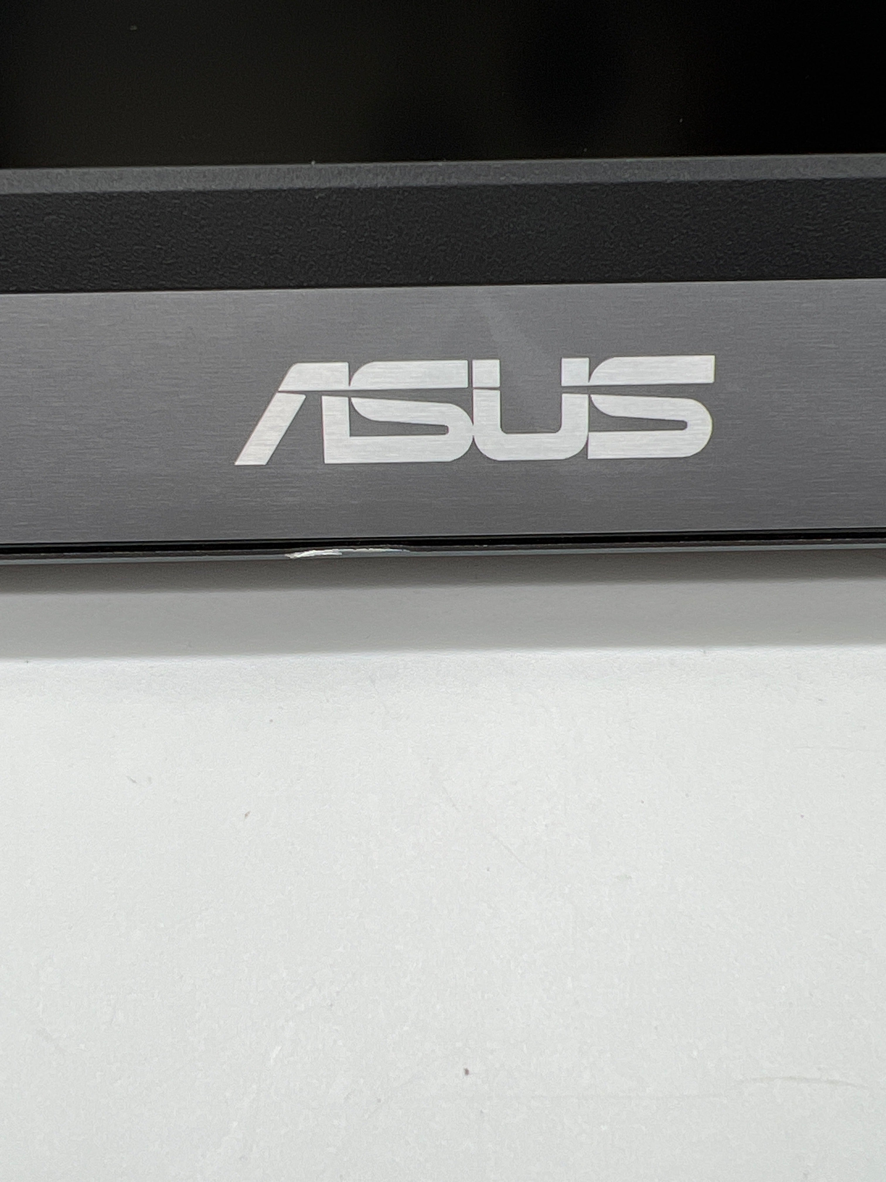 ASUS ZenScreen MB16ACE 15.6 Portable Monitor Full HD IPS 60Hz