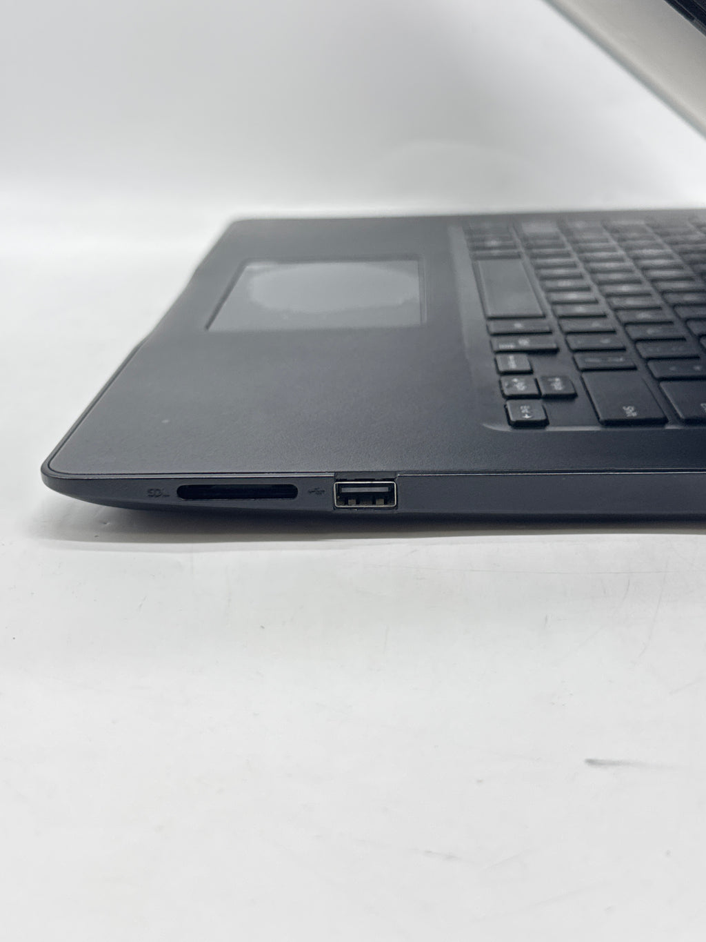 Dell Latitude 3490 i5-8250U 8GB RAM 512GB HDD 14in - For Parts