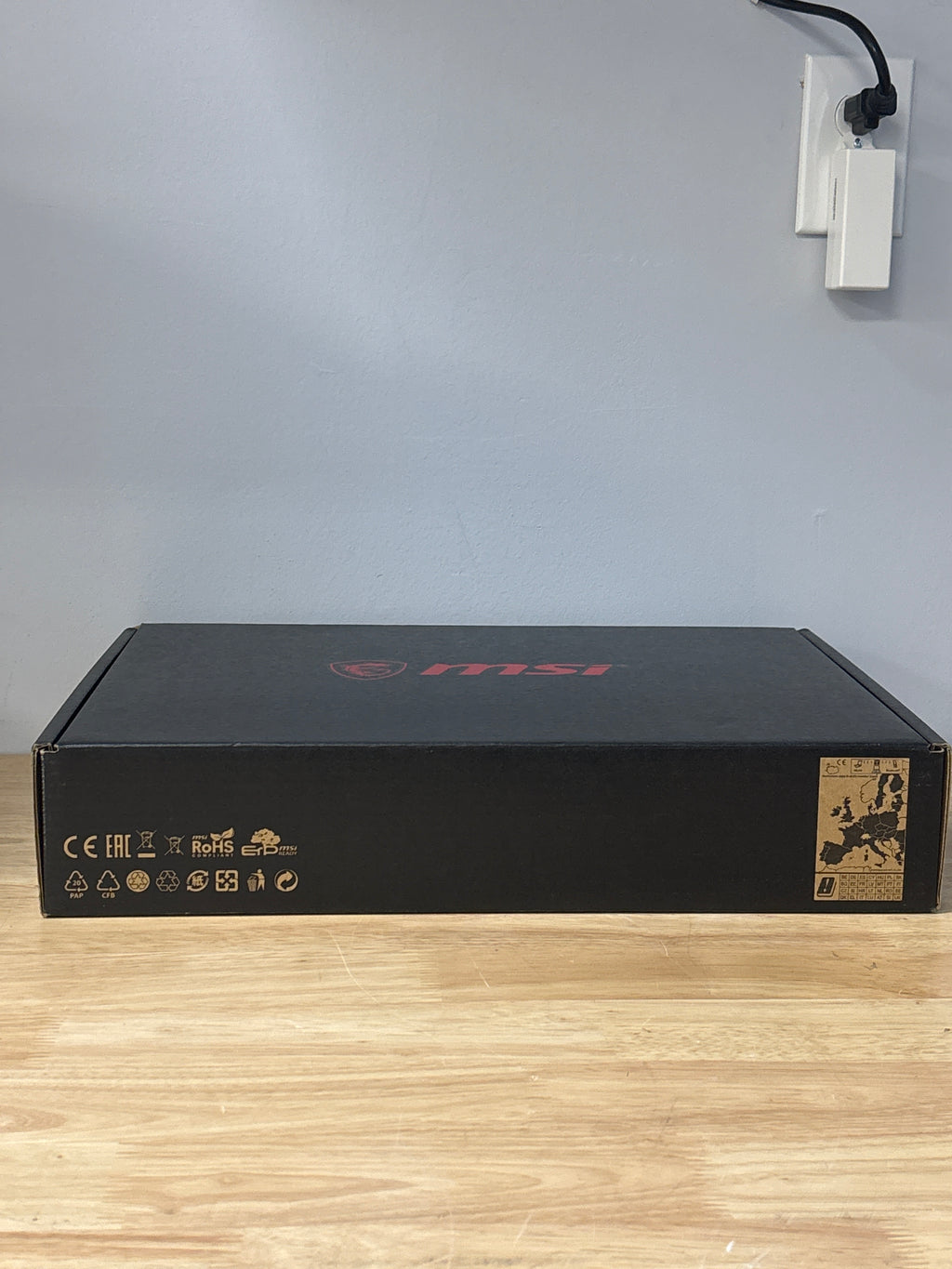 MSI GE63 Raider RGB 9SG i7 32GB RAM 512SSD RTX 2080 With Box - For Parts (Read DESC)