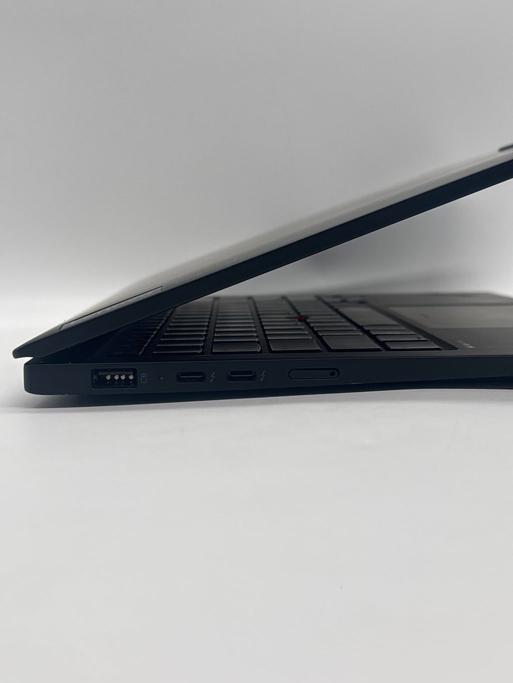Lenovo ThinkPad X1 Carbon Gen 12 Ultra 7 165U 32GB RAM 512GB SSD - Warranty